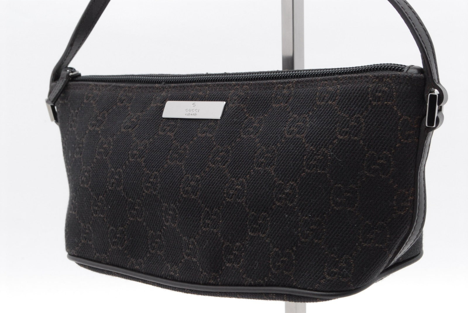 Gucci GG Accessory Pouch Purse - Black, Canvas