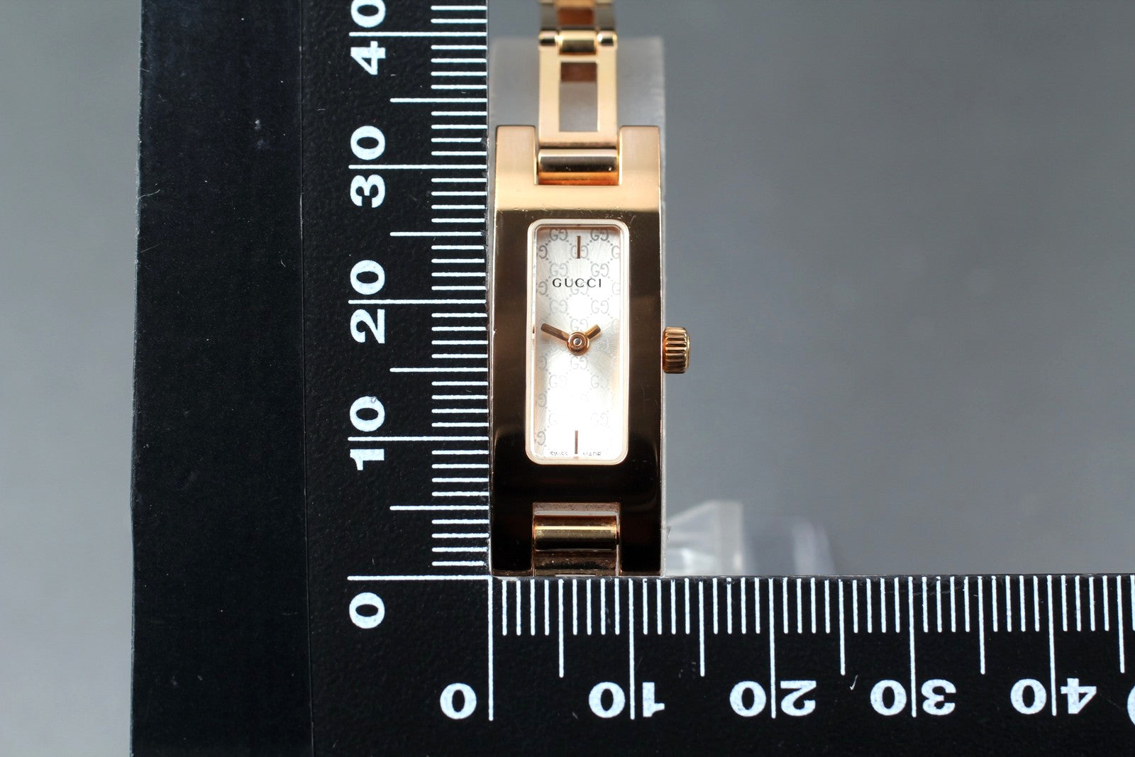 Gucci 3900L Watch - Gold, Stainless Steel