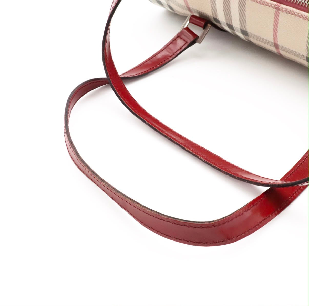 Burberry round bag- red- קשה מאד להשגה!