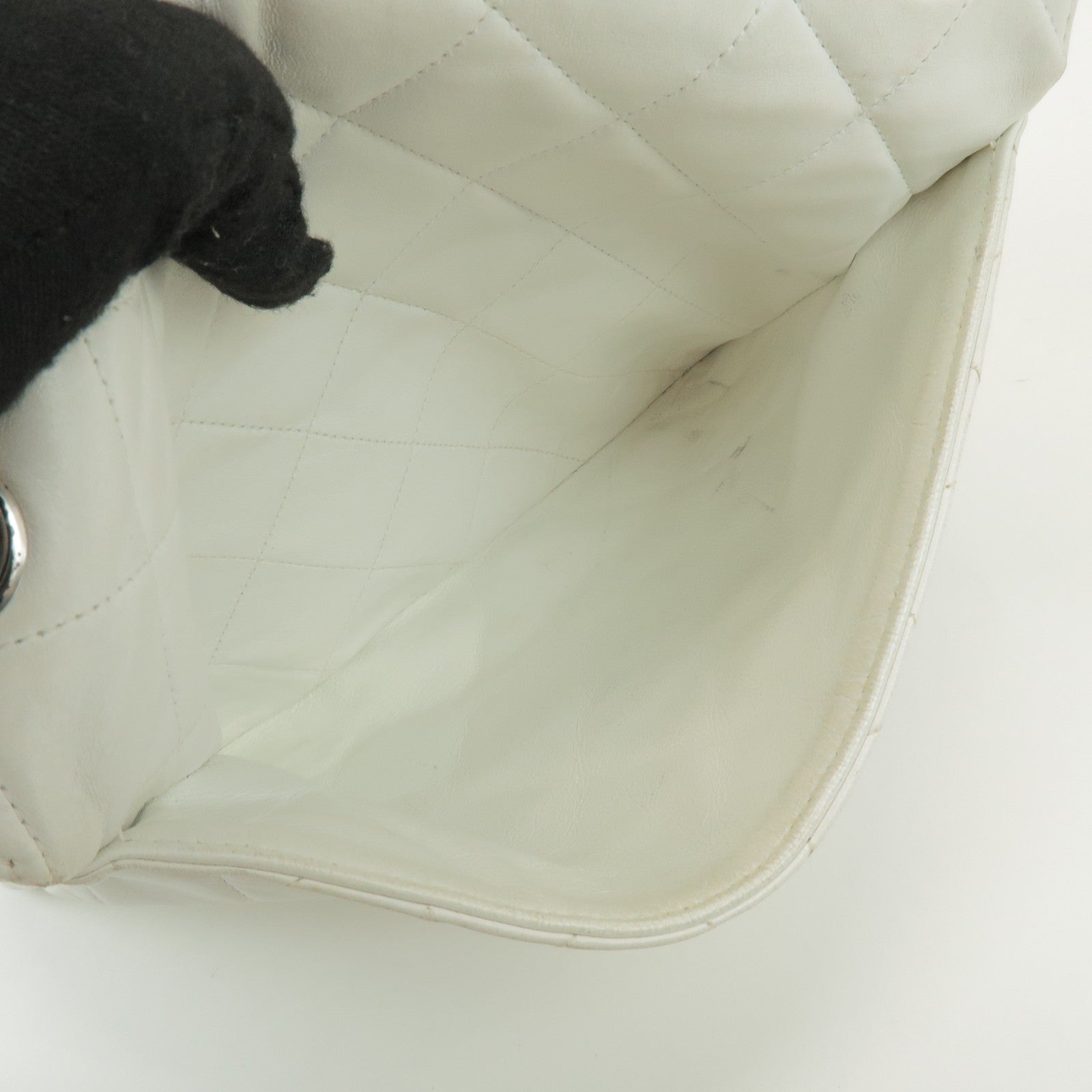 Chanel Matelasse Chain Shoulder Bag - White, Lamb Skin