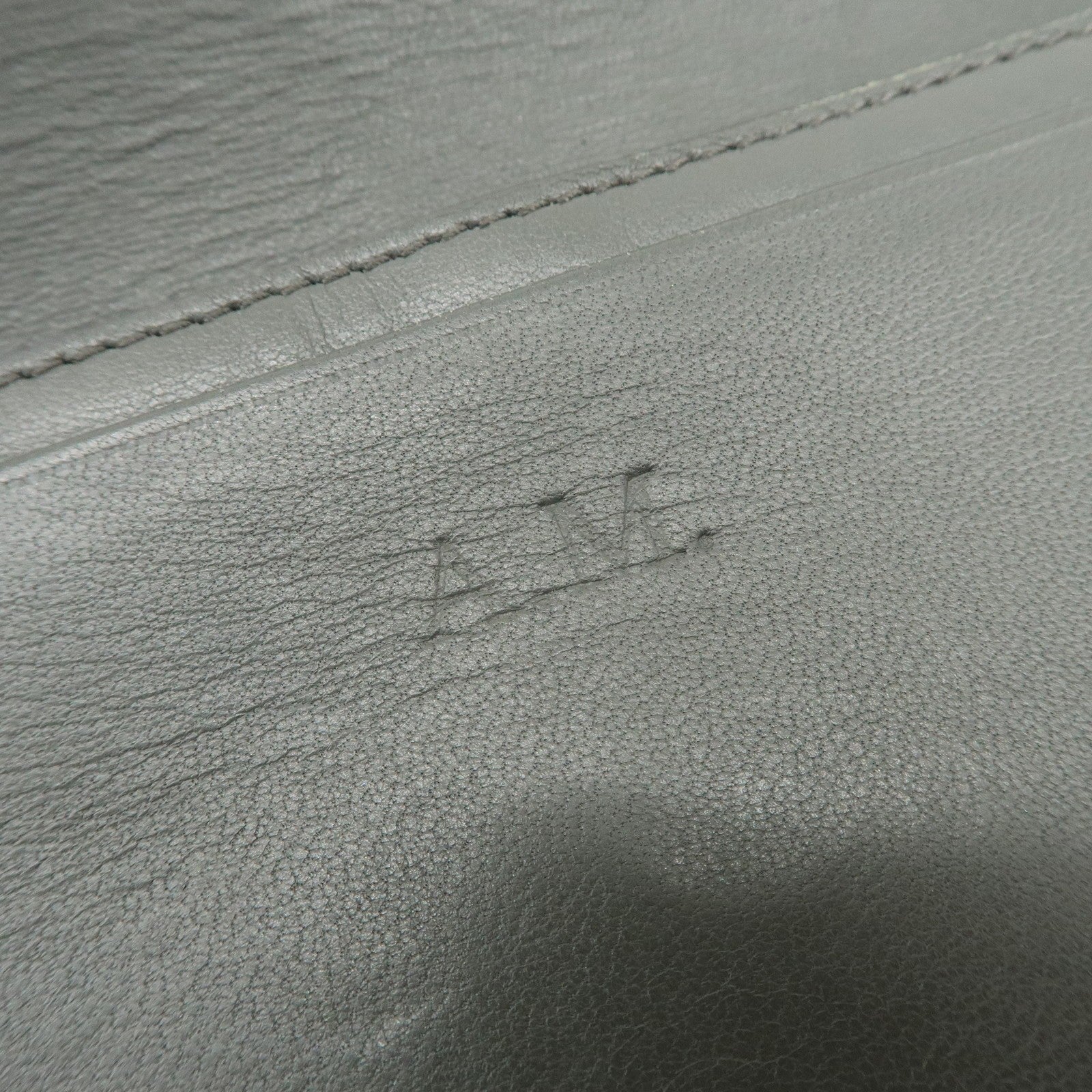 Bottega Veneta Intrecciato Leather Chain Long Wallet - Gray, Leather