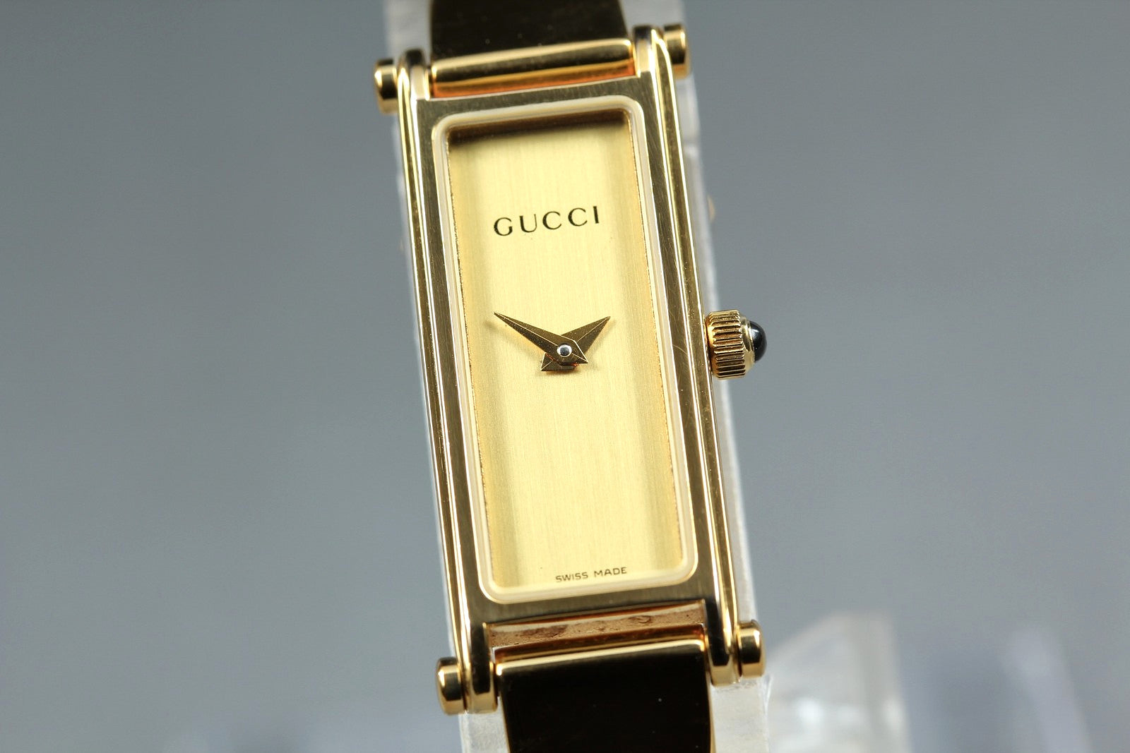 Gucci 1500L Wristwatch - Gold, Stainless Steel