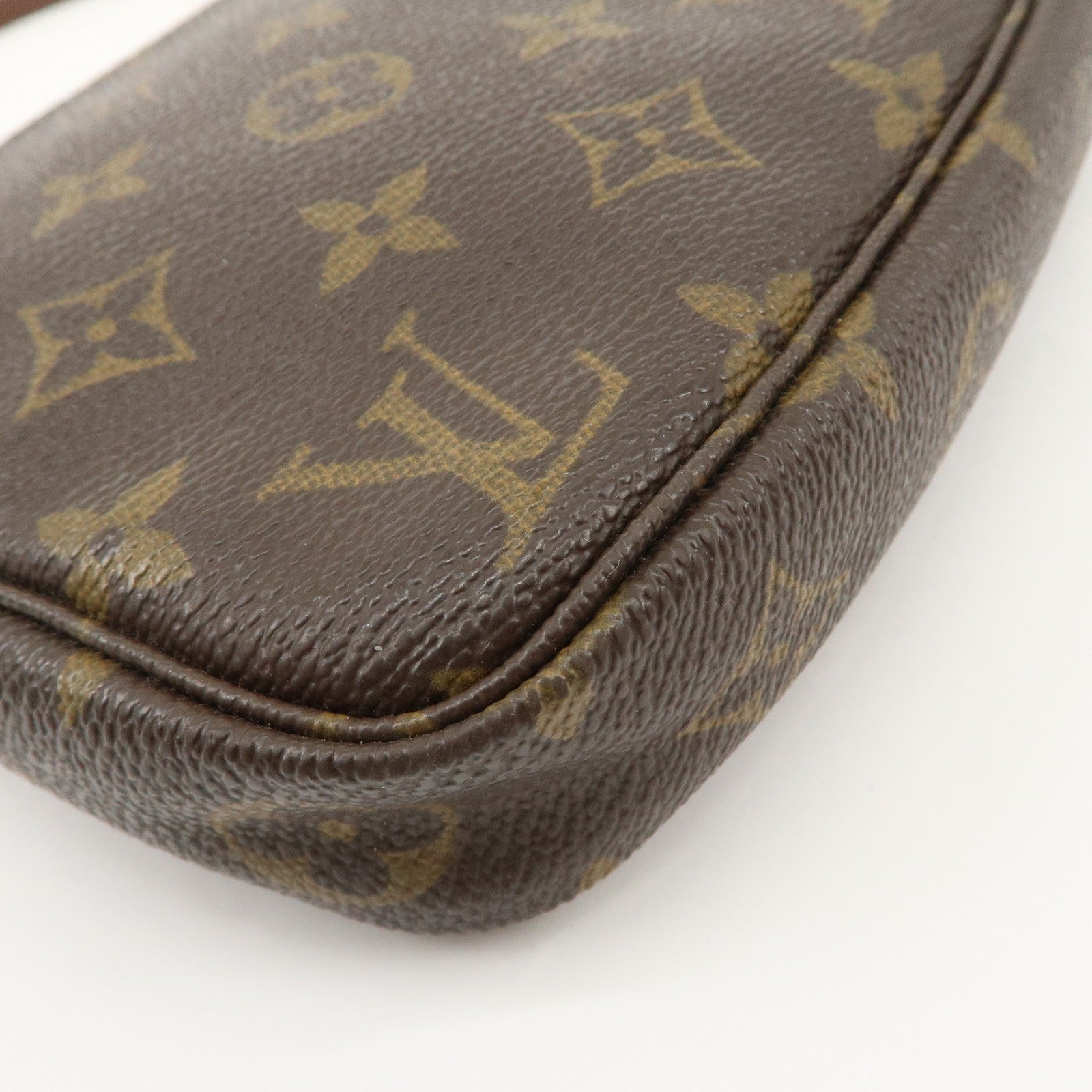 Louis Vuitton Handbag - Monogram, Monogram Canvas