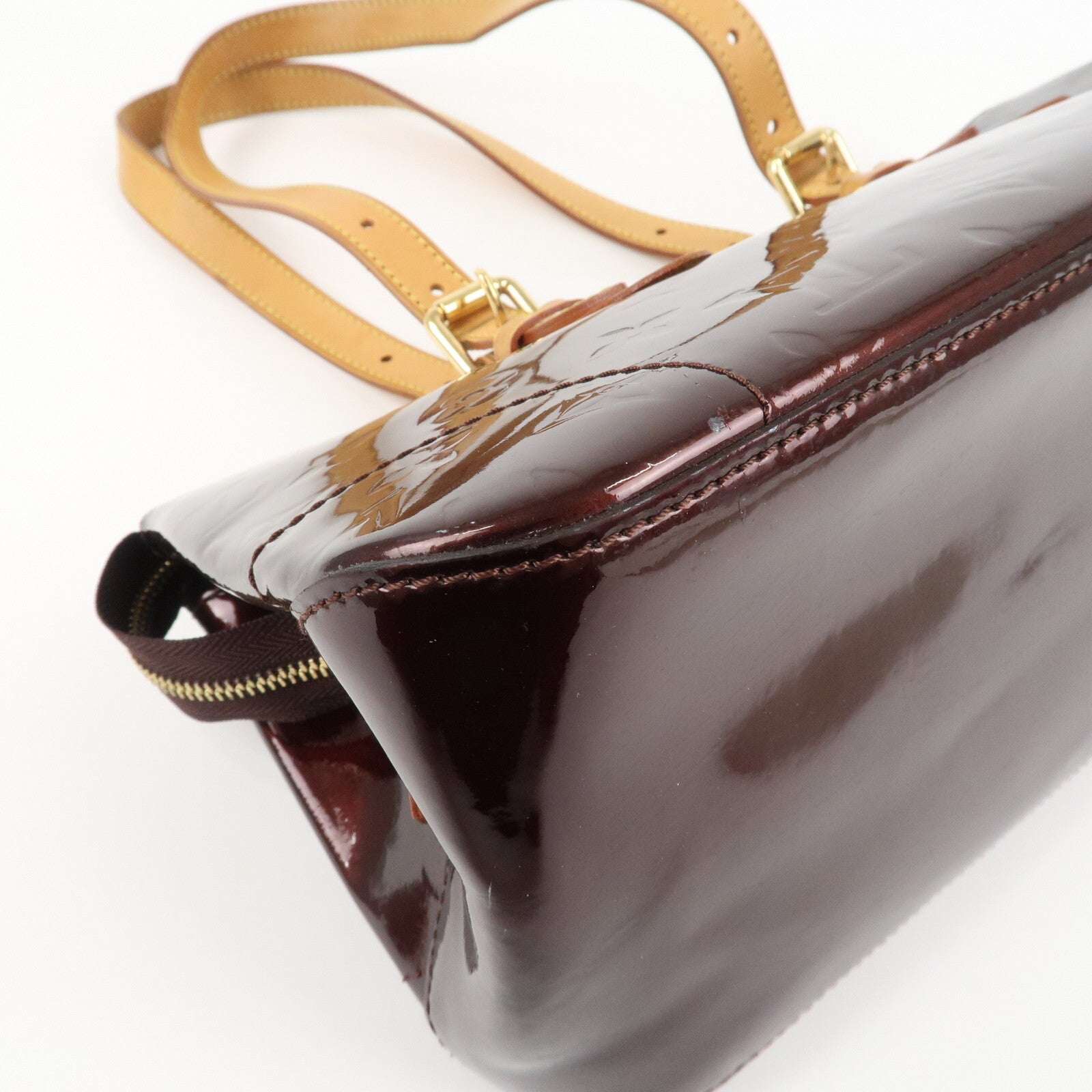Louis Vuitton Avenue Handbag - Amarante, Vernis Leather