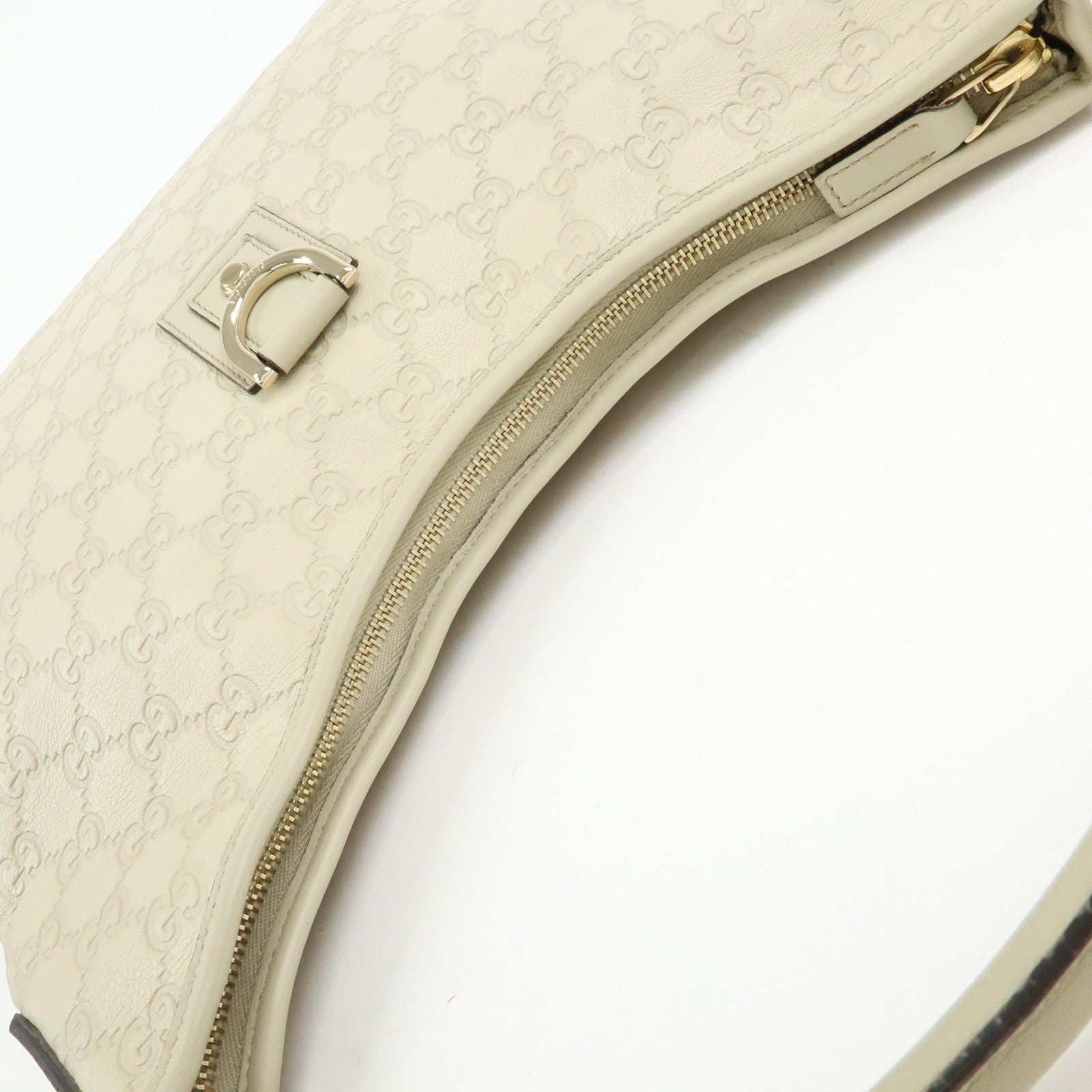 Gucci Abbey Guccissima Shoulder Bag - White, Leather