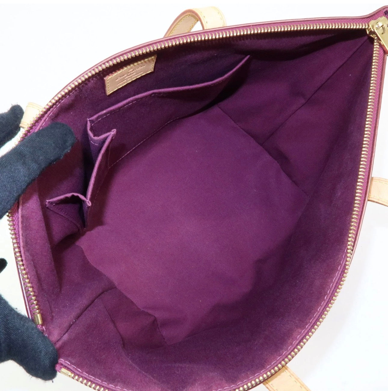 Louis Vuitton Monogram Vernis Bellevue PM Hand Bag Violet