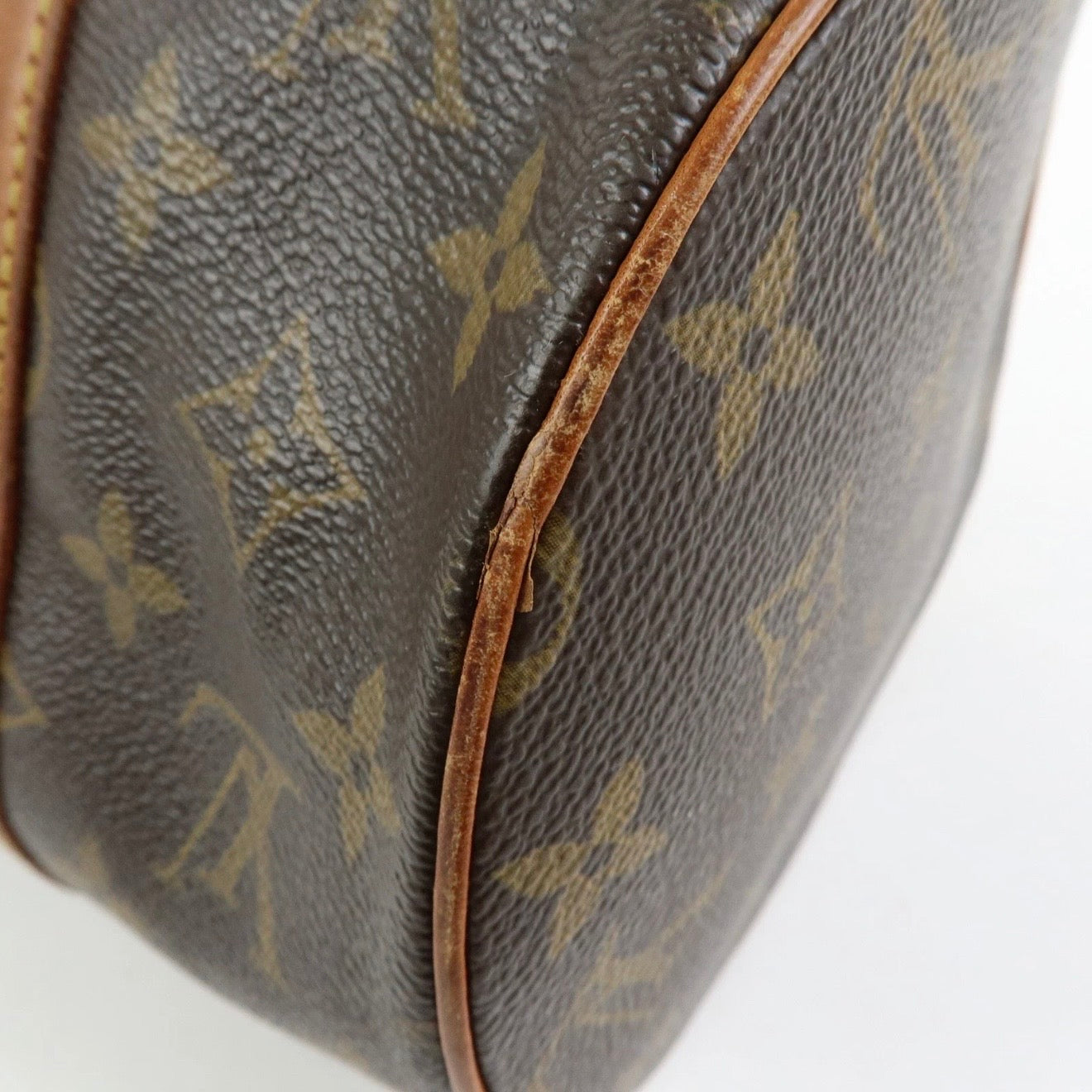 Louis Vuitton Monogram Papillon 30 Hand Bag
