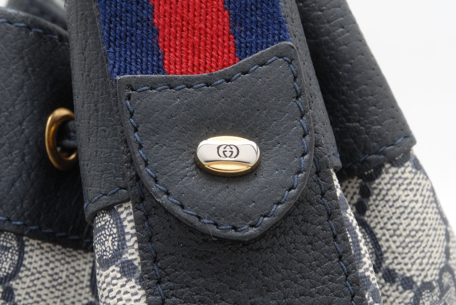 Gucci GG Bucket Bag Shoulder Bag - Navy, Canvas and Leather