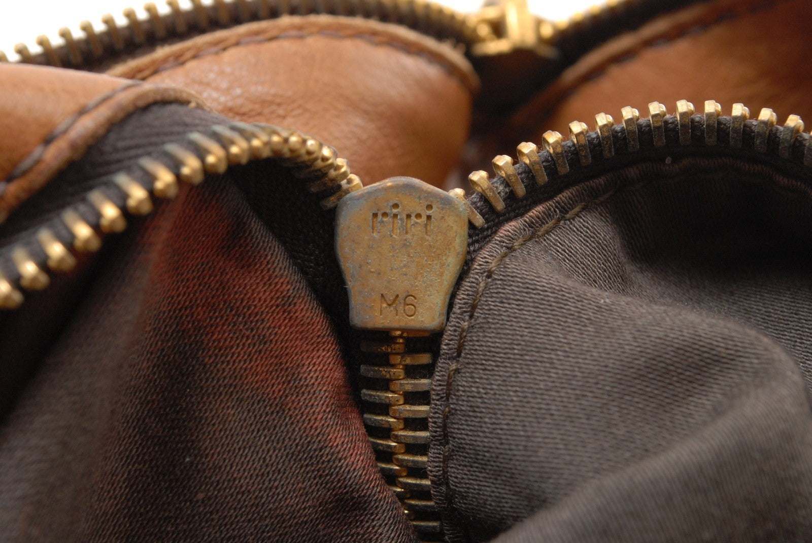 Miu Miu Miu Vitello Handbag - Brown, Leather