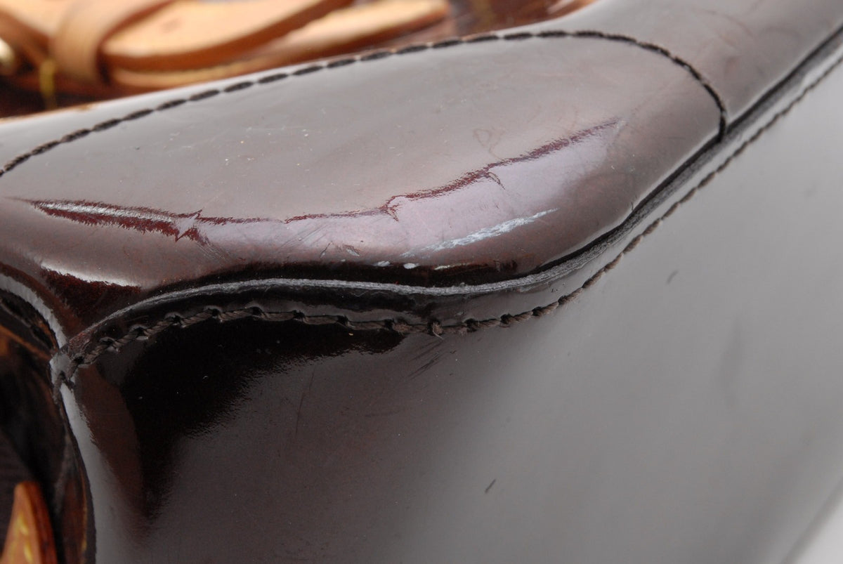 Louis Vuitton Rosewood Avenue Shoulder Handbag - Amarante, Vernis Leather
