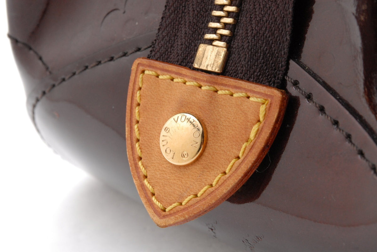Louis Vuitton Rosewood Avenue Shoulder Handbag - Amarante, Vernis Leather