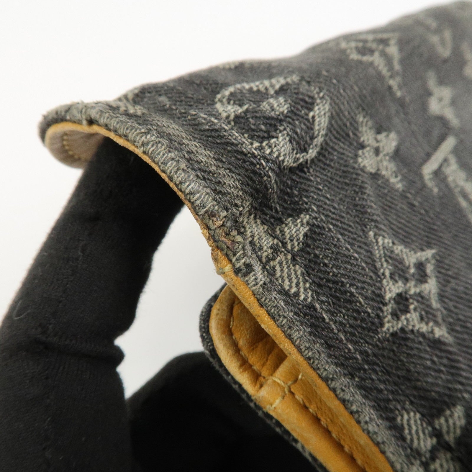 Louis Vuitton Portefeuille Amelia Wallet - Noir, Monogram Denim