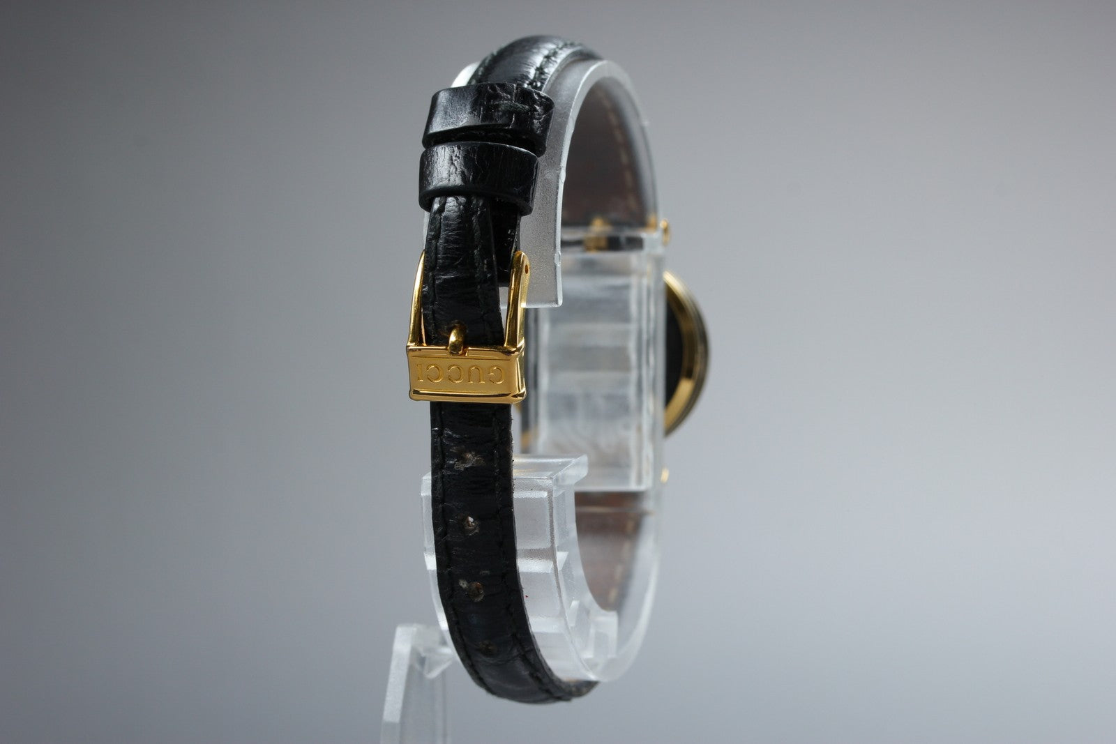 Gucci 2000L Wristwatch - Black and Gold, Leather and Stainless Steel