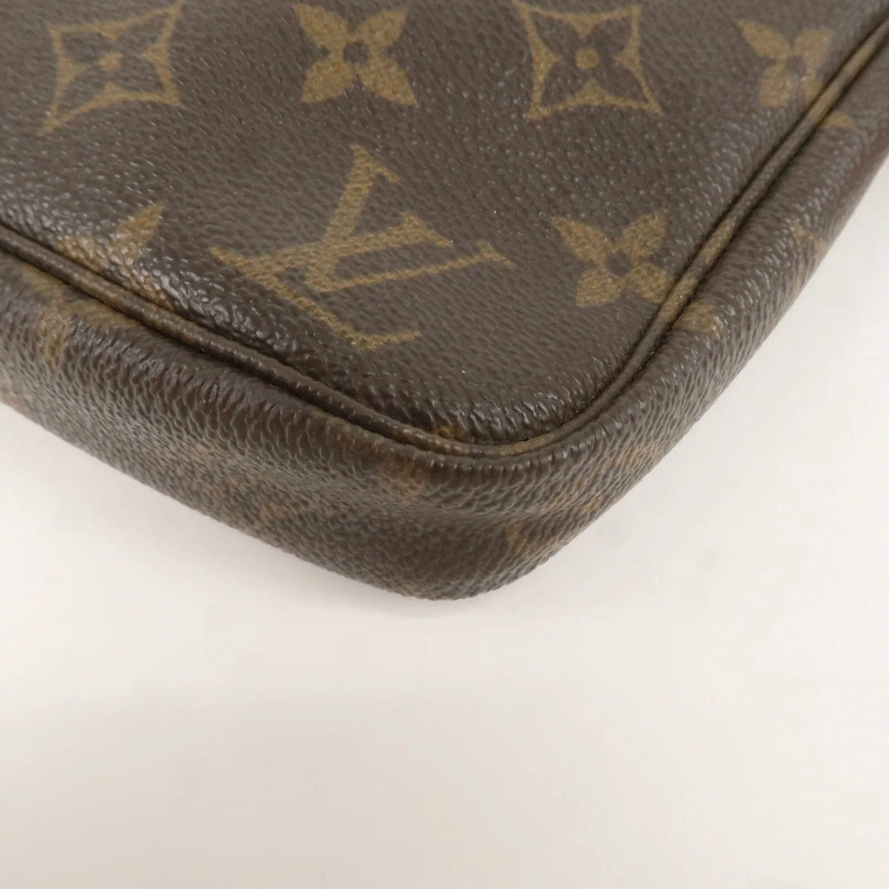 Pochette Accessoires Hand Bag