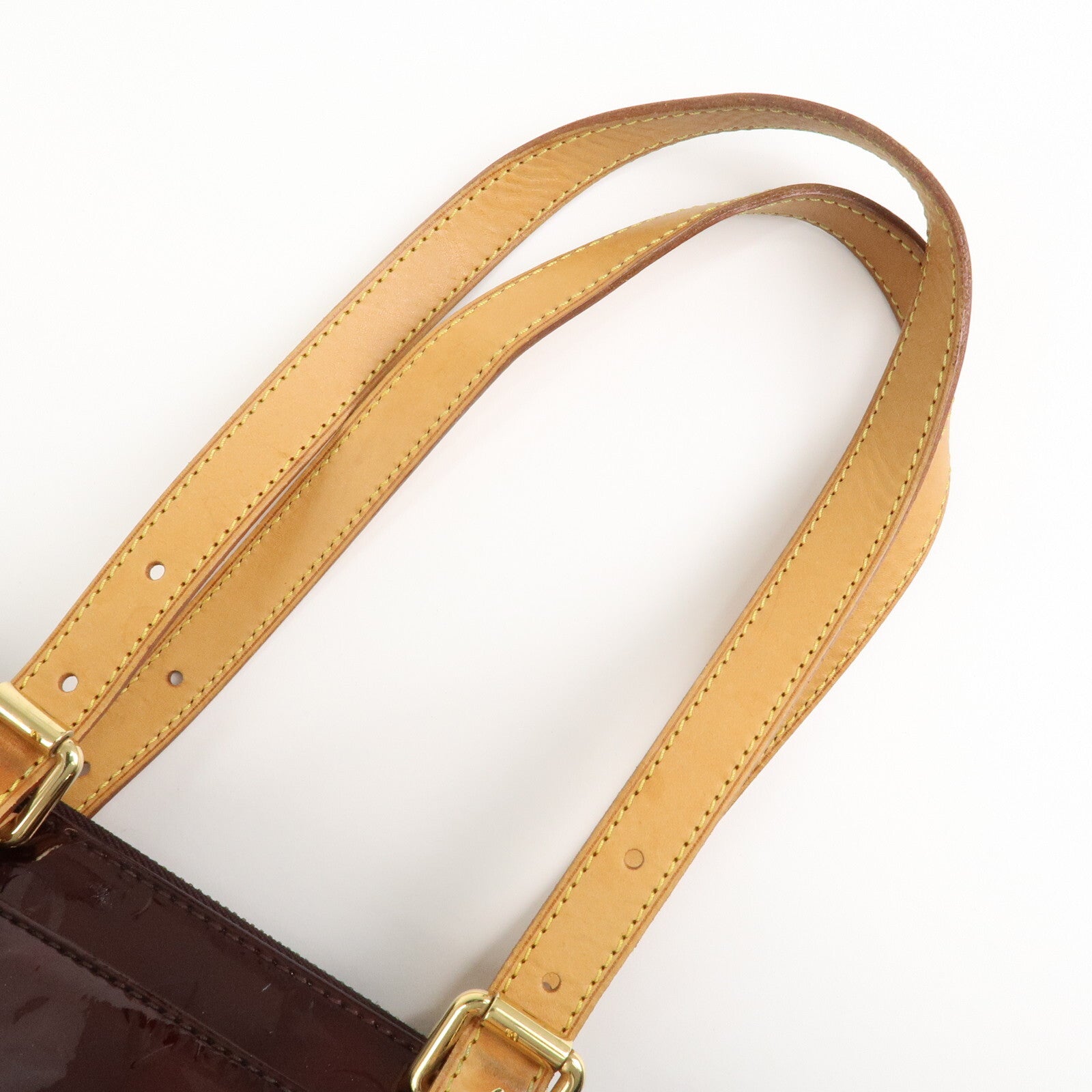Louis Vuitton Avenue Handbag - Amarante, Vernis Leather