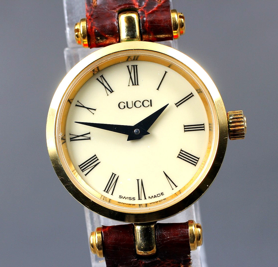 Gucci 2000L Wristwatch - Ivory, Leather