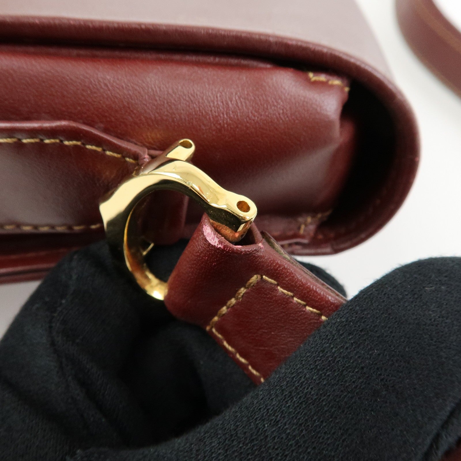Cartier Must de Cartier Shoulder Bag - Bordeaux, Leather
