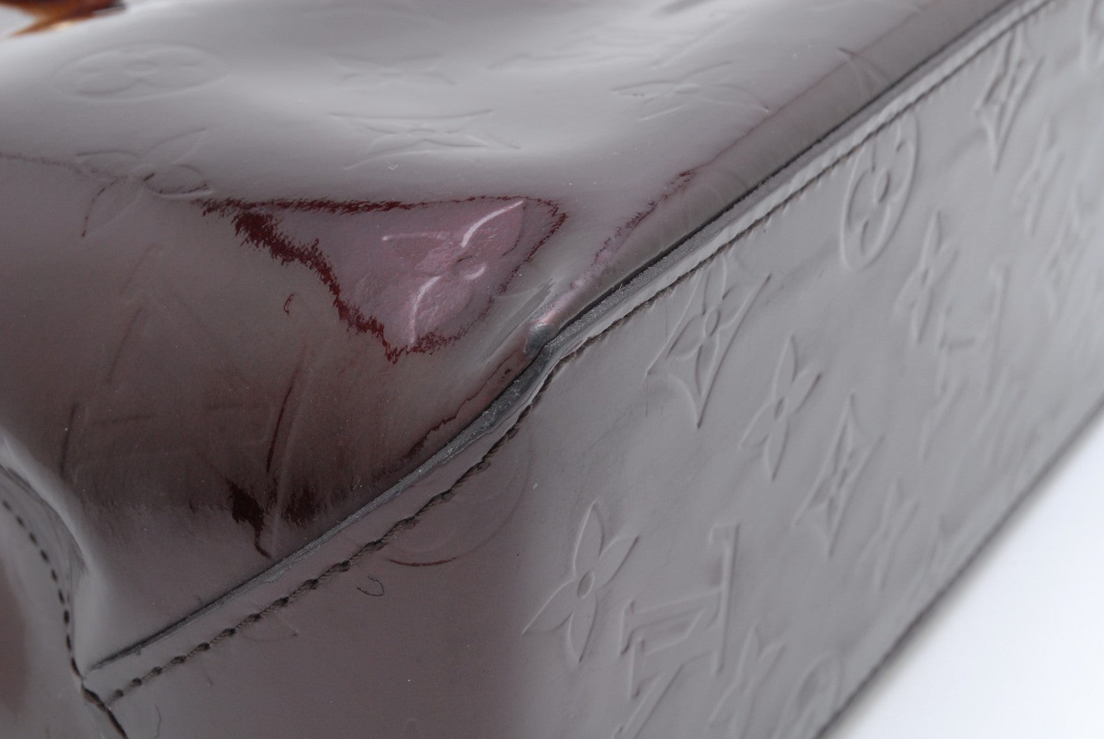 Louis Vuitton Reade PM Hand Bag - Amarante, Patent Leather