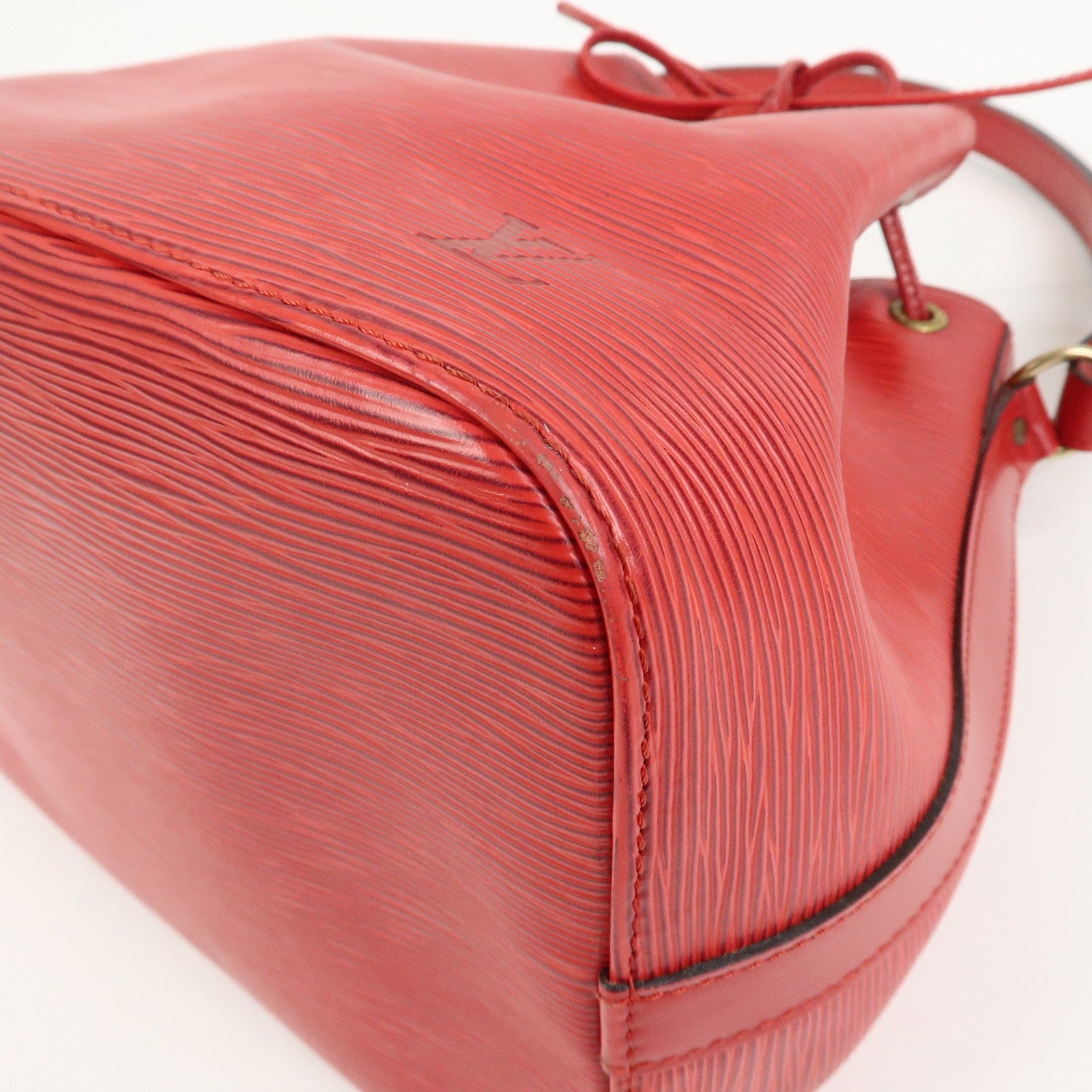 Louis Vuitton Epi Petit Noe Shoulder Bag - Castilian Red, Epi Leather