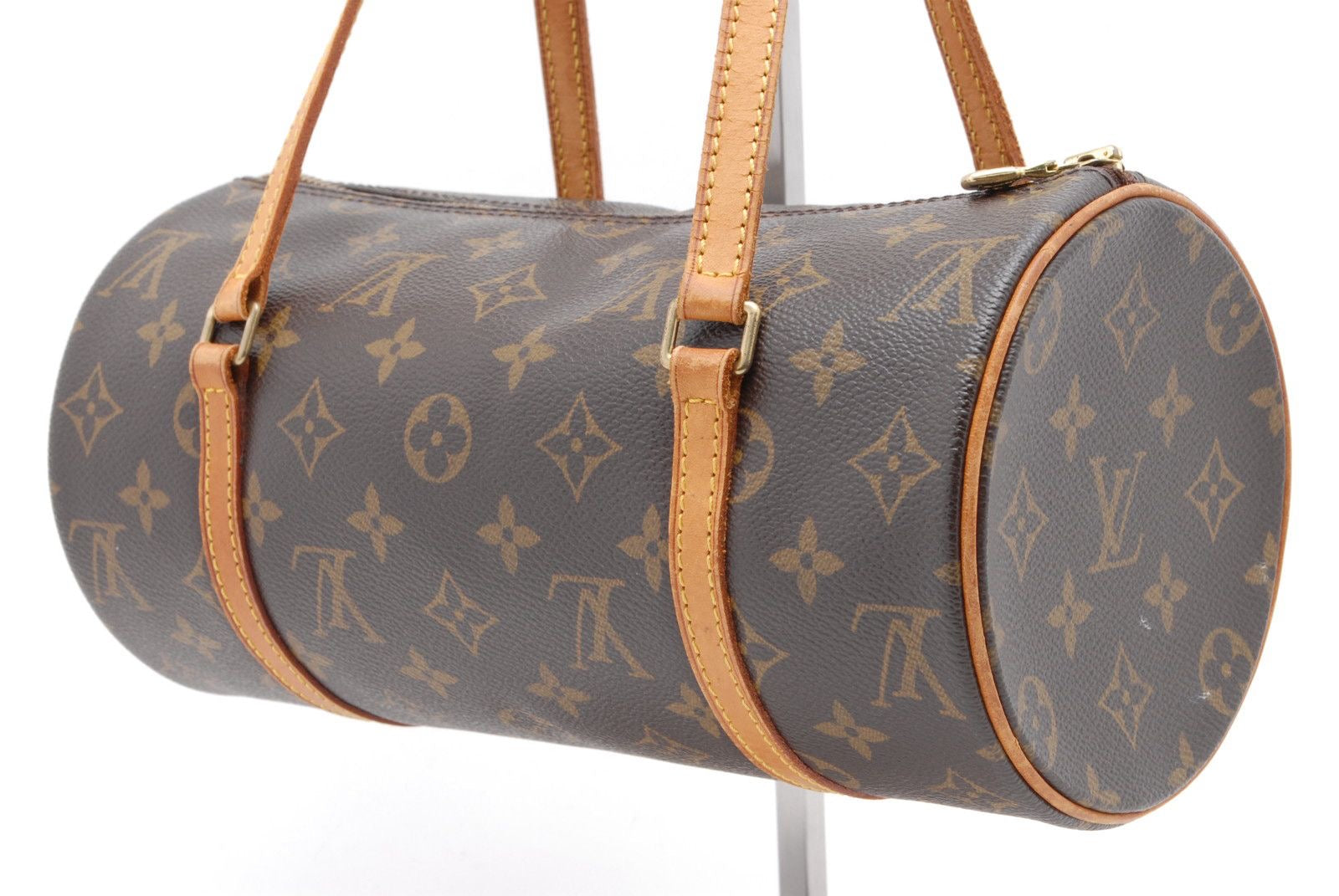 Louis Vuitton Papillon 26