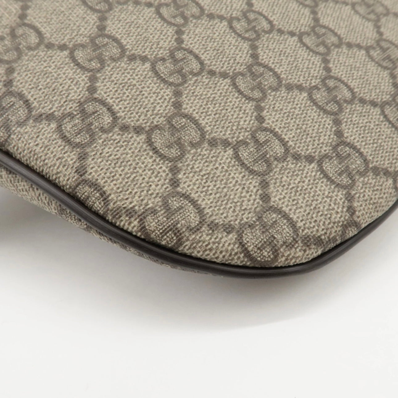 GUCCI GG Supreme Leather Crossbody/ Belt Bag- Beige Brown