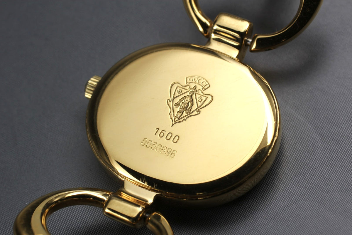 Gucci 1600 Wristwatch - Gold, Stainless Steel