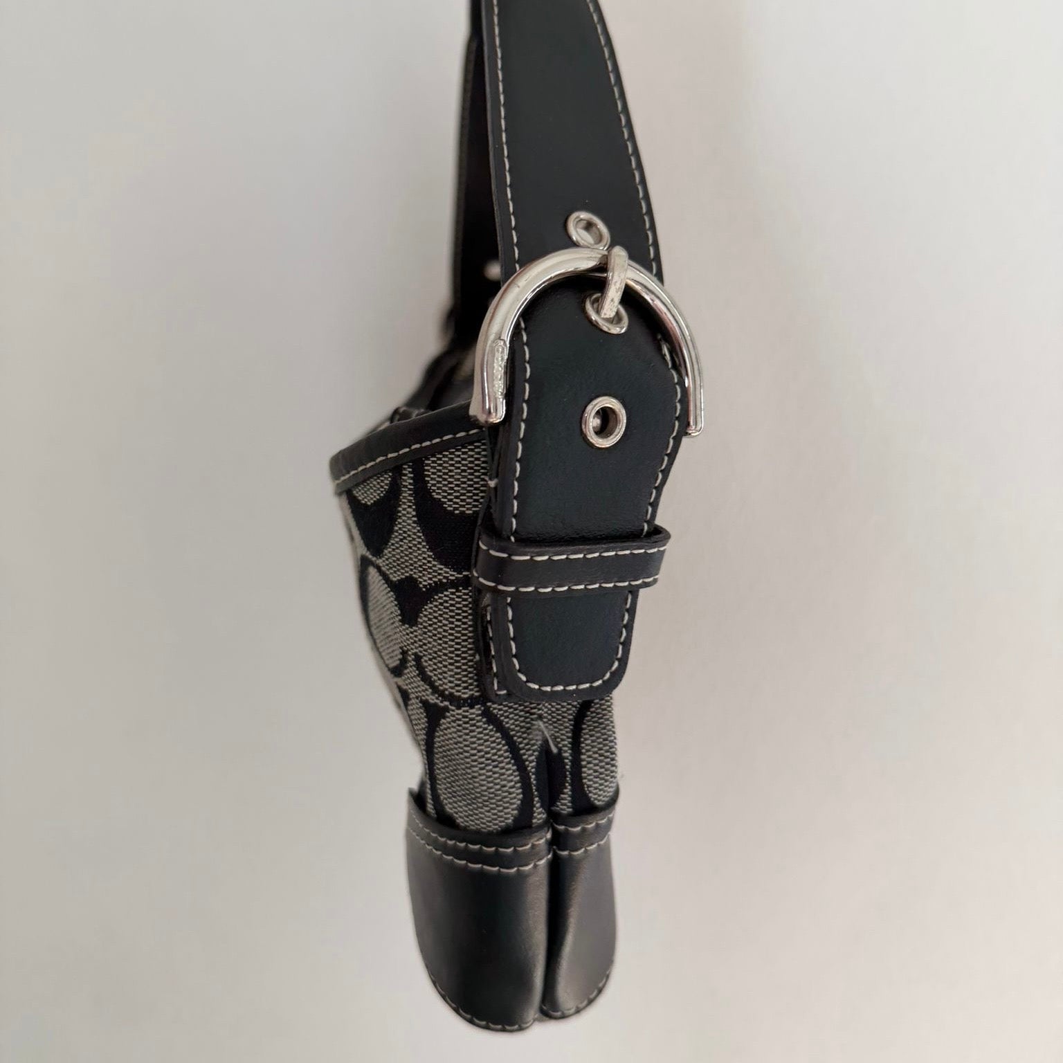 Coach Signature Black, Grey Shoulder Bag