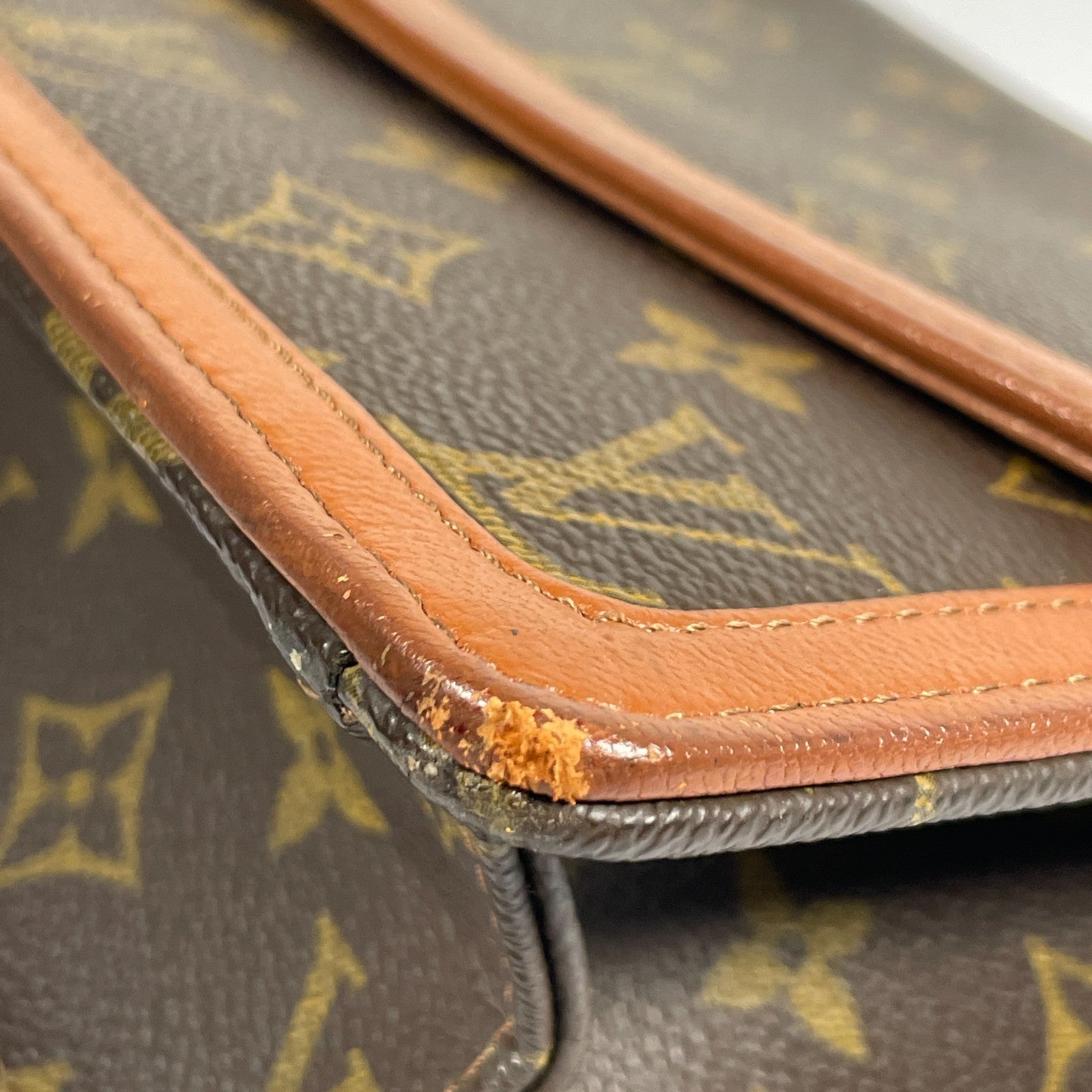 Louis Vuitton Pochette Dam GM Monogram Clutch Bag - Brown, PVC