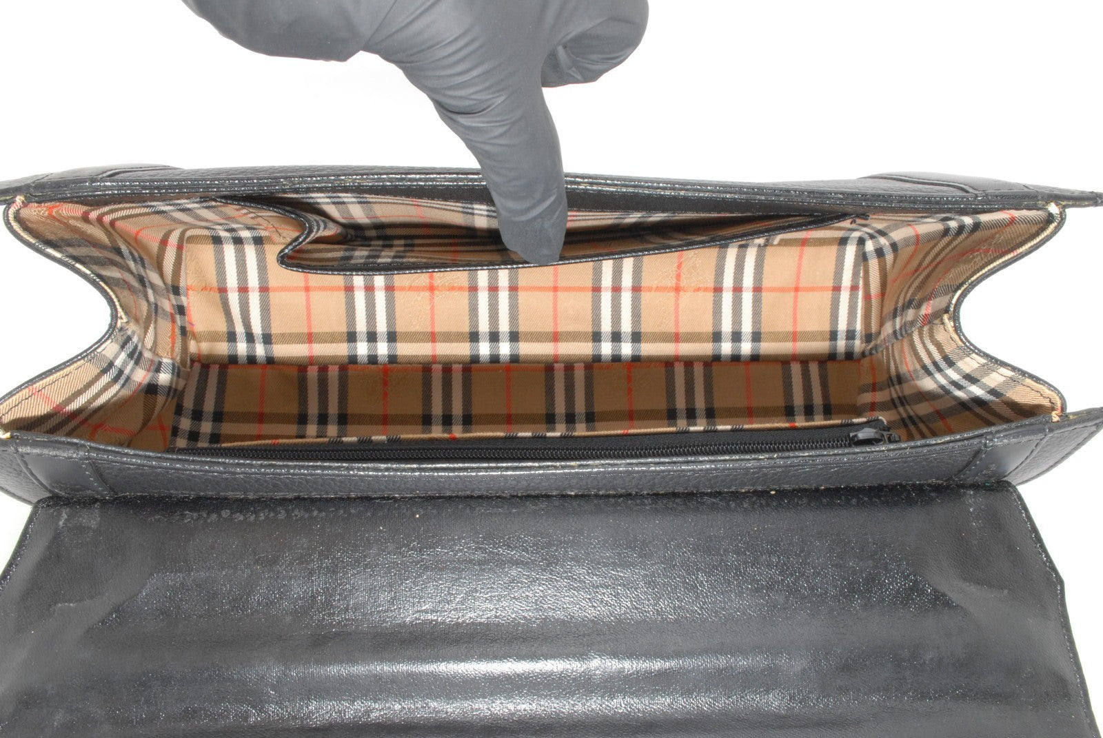 Burberry Barrel Bag Handbag - Black, Leather