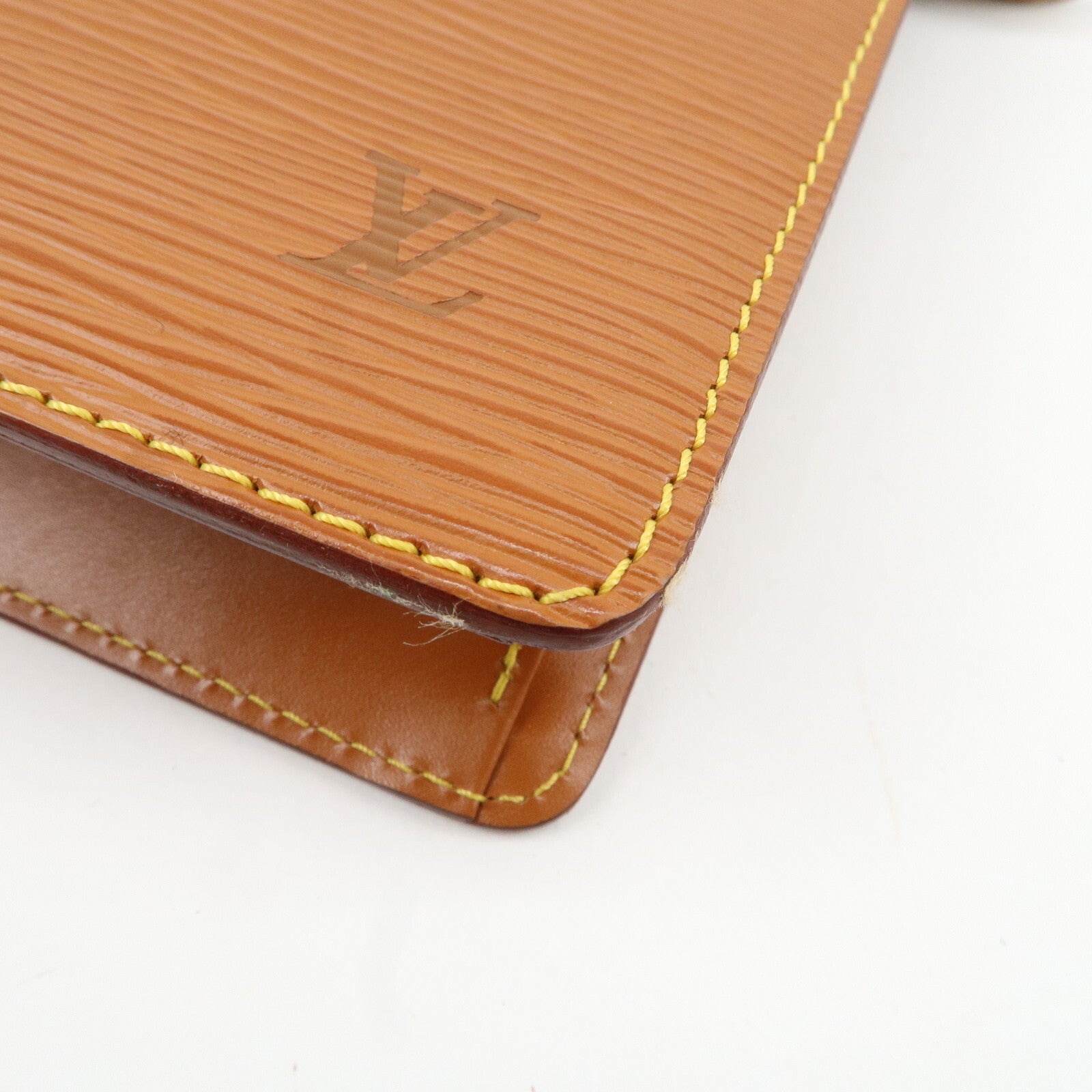 Louis Vuitton Clutch Bag - Zipang Gold, Epi Leather