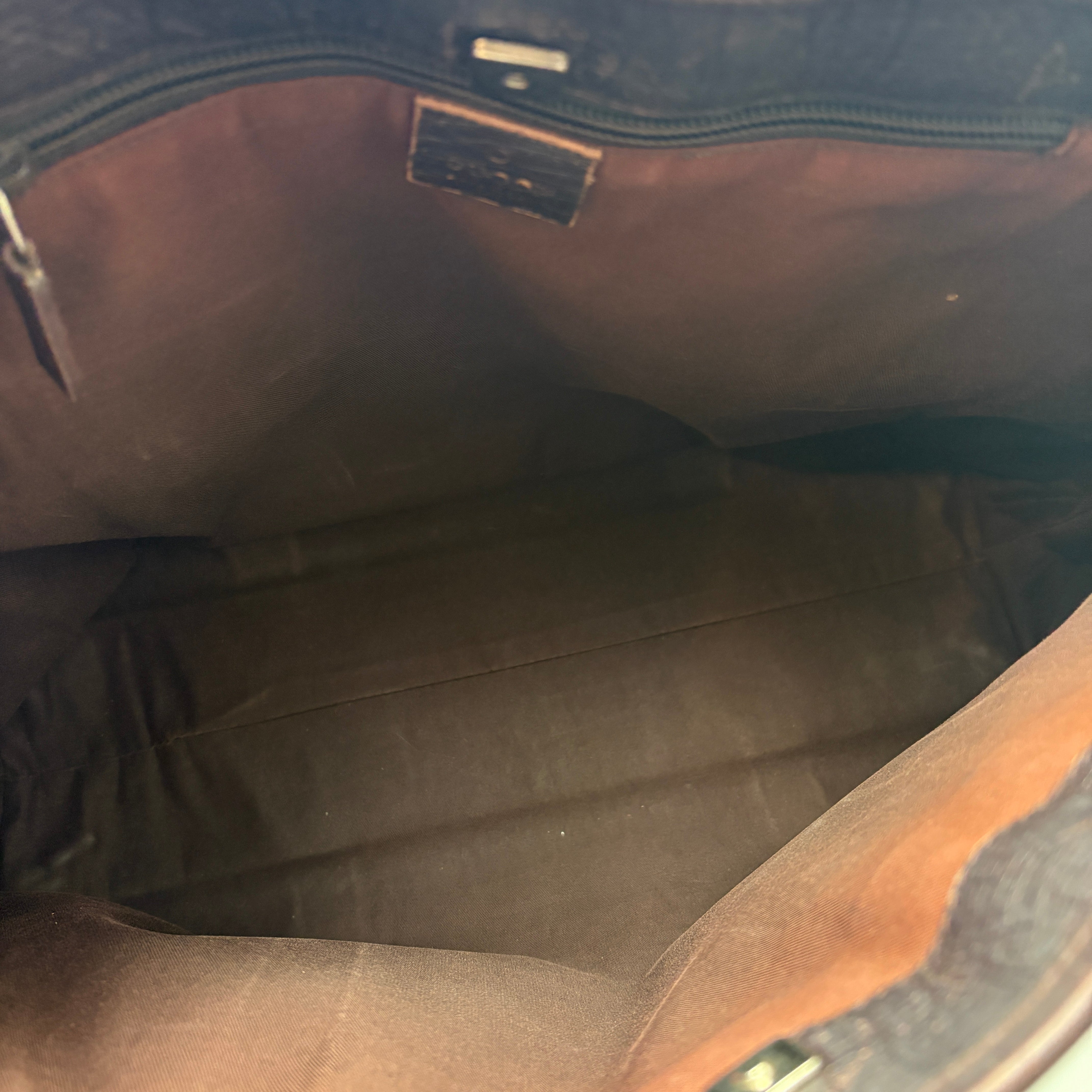 GUCCI GG SUPREME SHOULDER Tote BAG