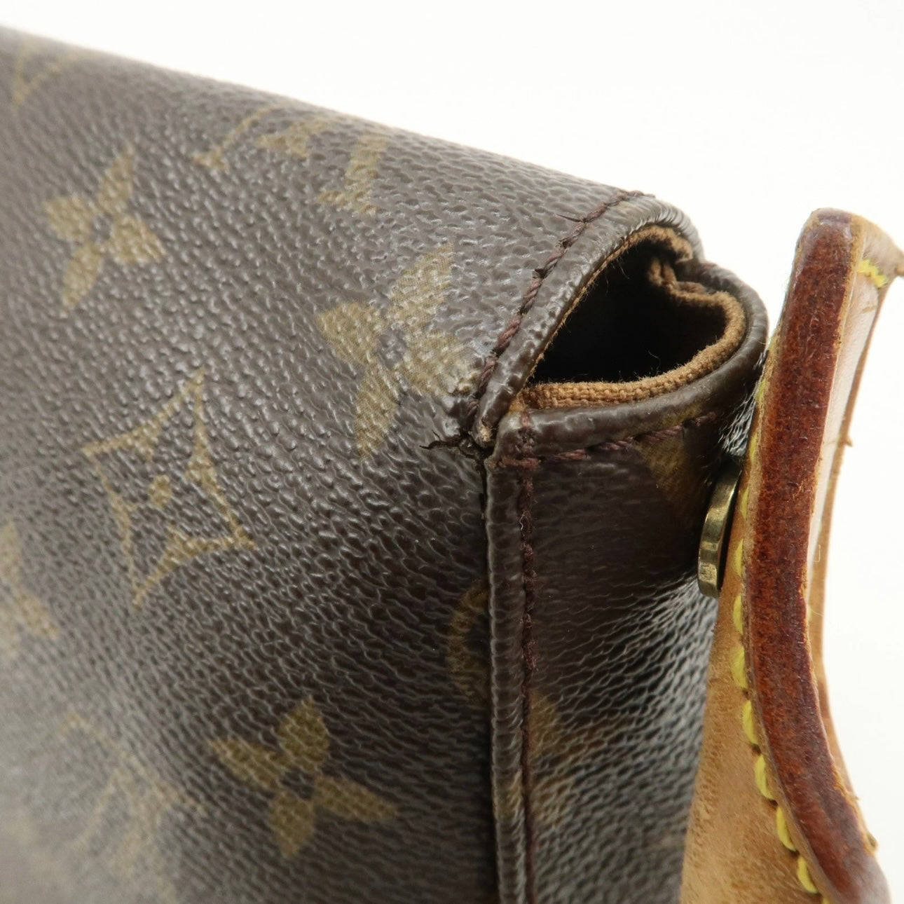 Louis Vuitton Mini Looping Shoulder Bag