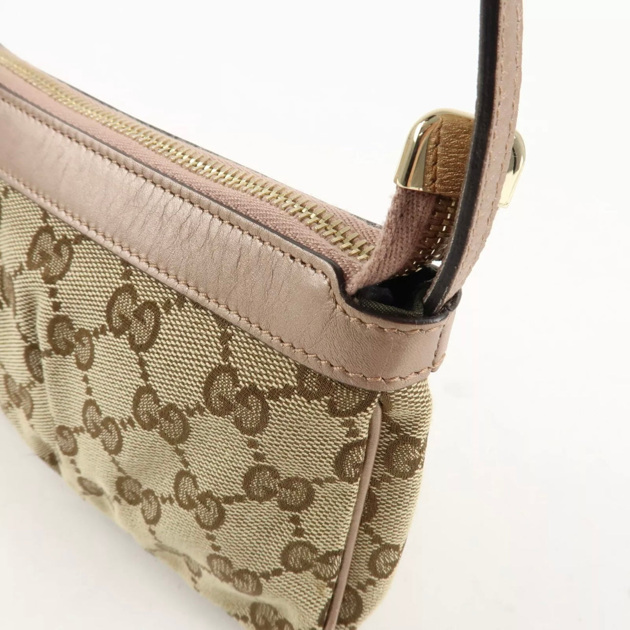 GUCCI Lovely GG Shoulder Bag
