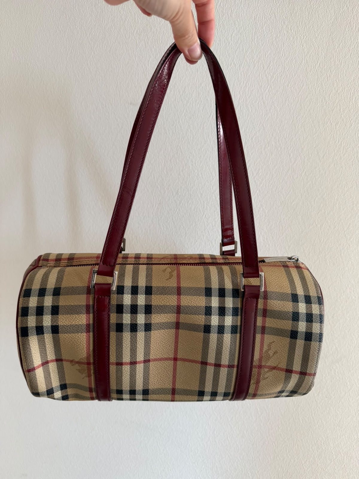 BURBERRY Nova Check Hand Bag- קשה להשגה!