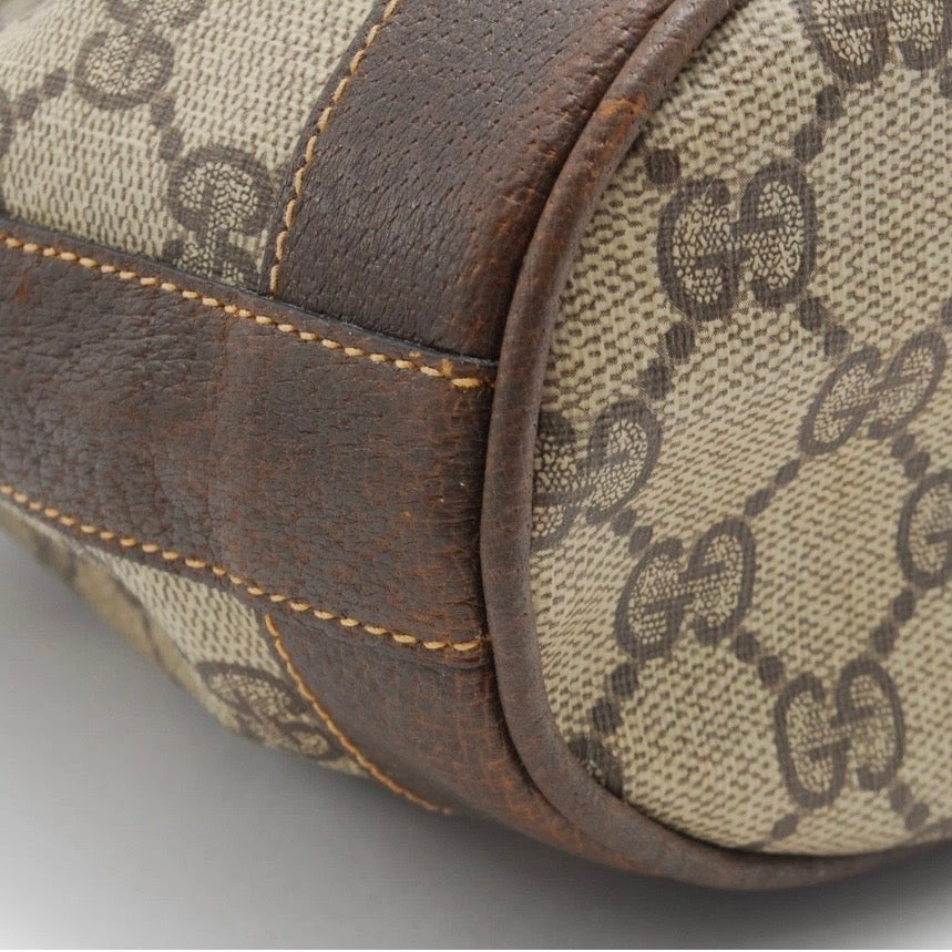 Gucci Vintage GG Supreme Shoulder Bag