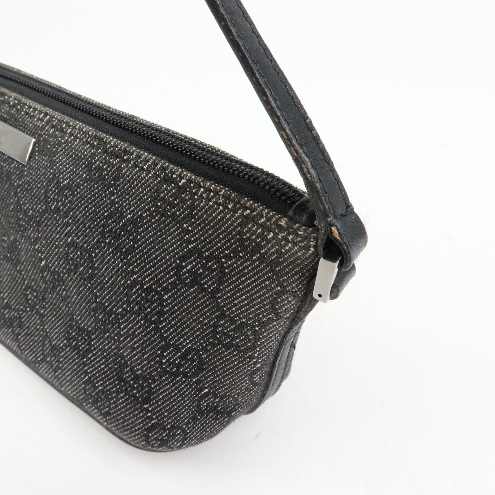 Gucci Boat Bag Accessory Pouch - Black, GG Canvas Leather