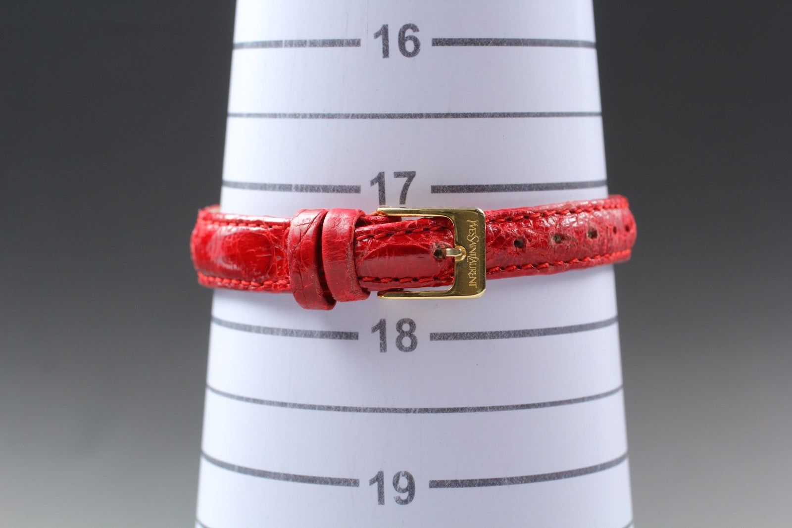 Yves Saint Laurent 5420-F46657 Wristwatch - White, Leather