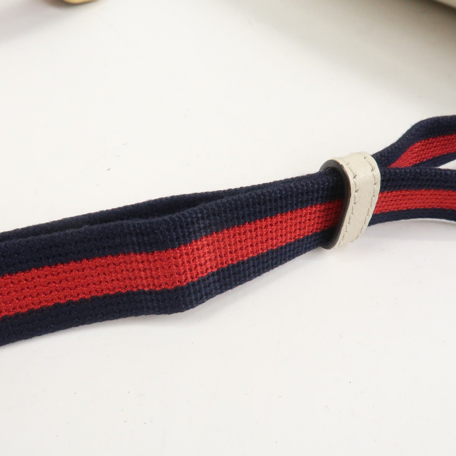 Gucci Sherry Leather Waist Pouch - White, Leather