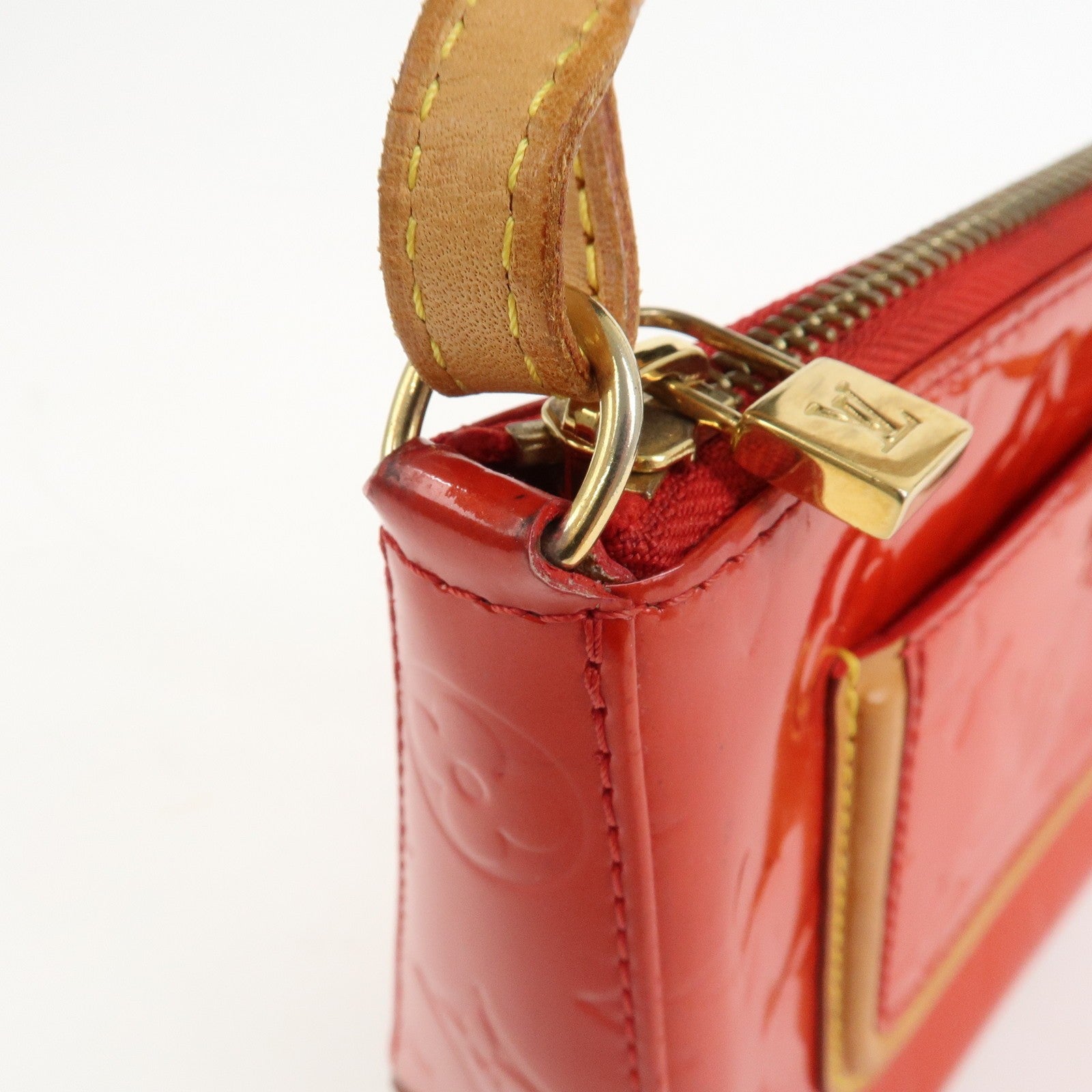 Louis Vuitton Monogram Vernis Mallory Square Shoulder Bag - Rouge, Vernis Leather