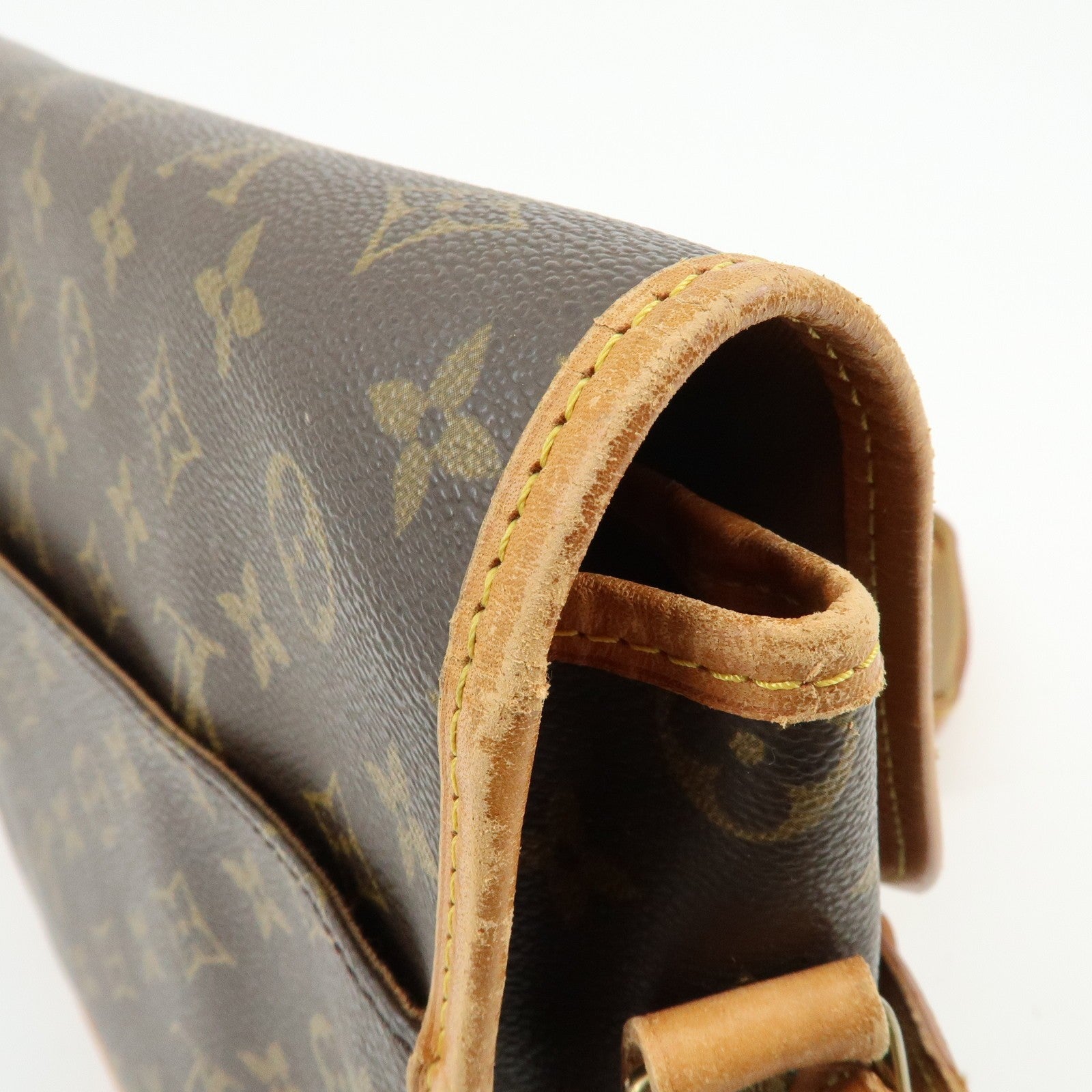 Louis Vuitton Monogram Canvas Gibeciere GM Shoulder Bag