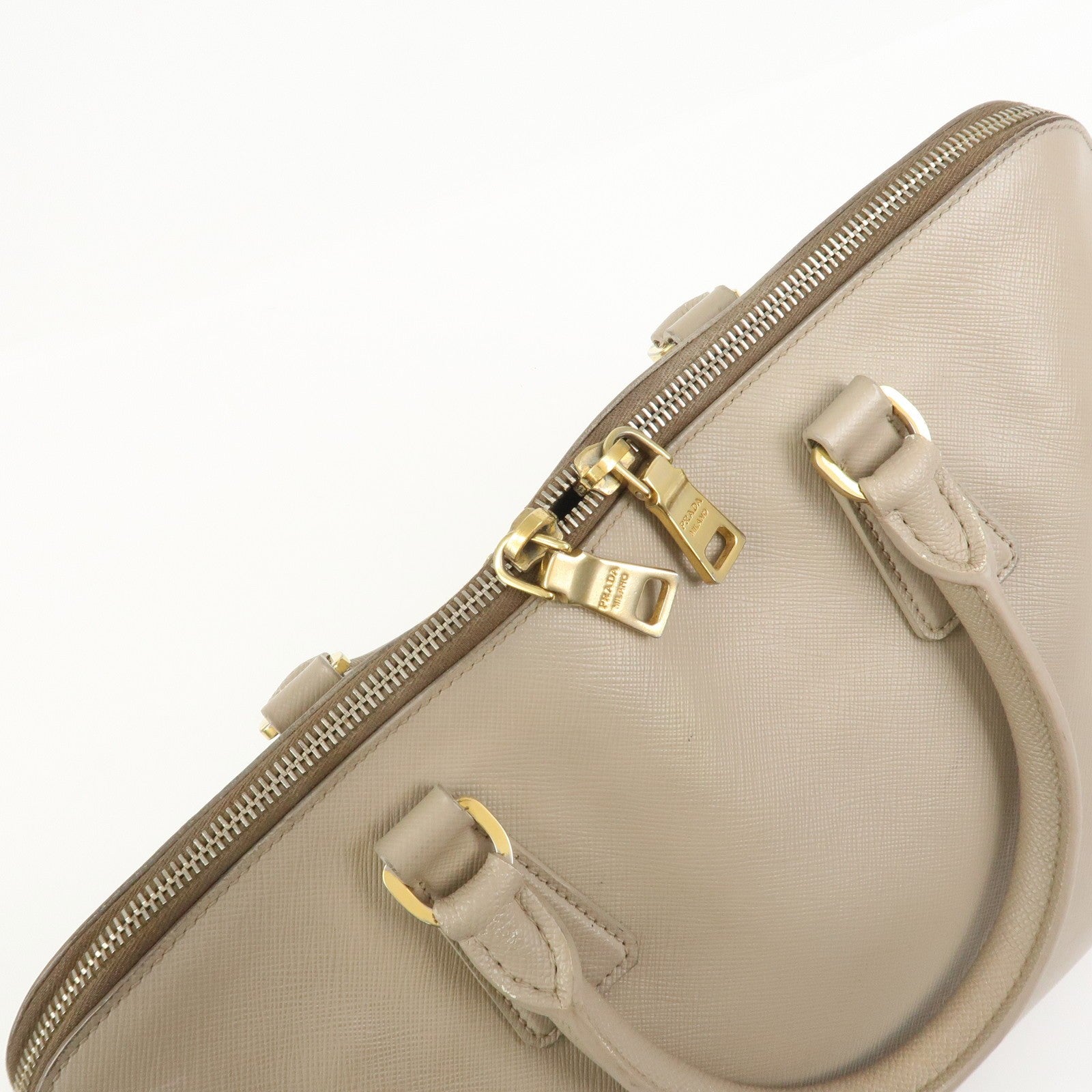 Prada Hand Bag - Greige, Saffiano Leather