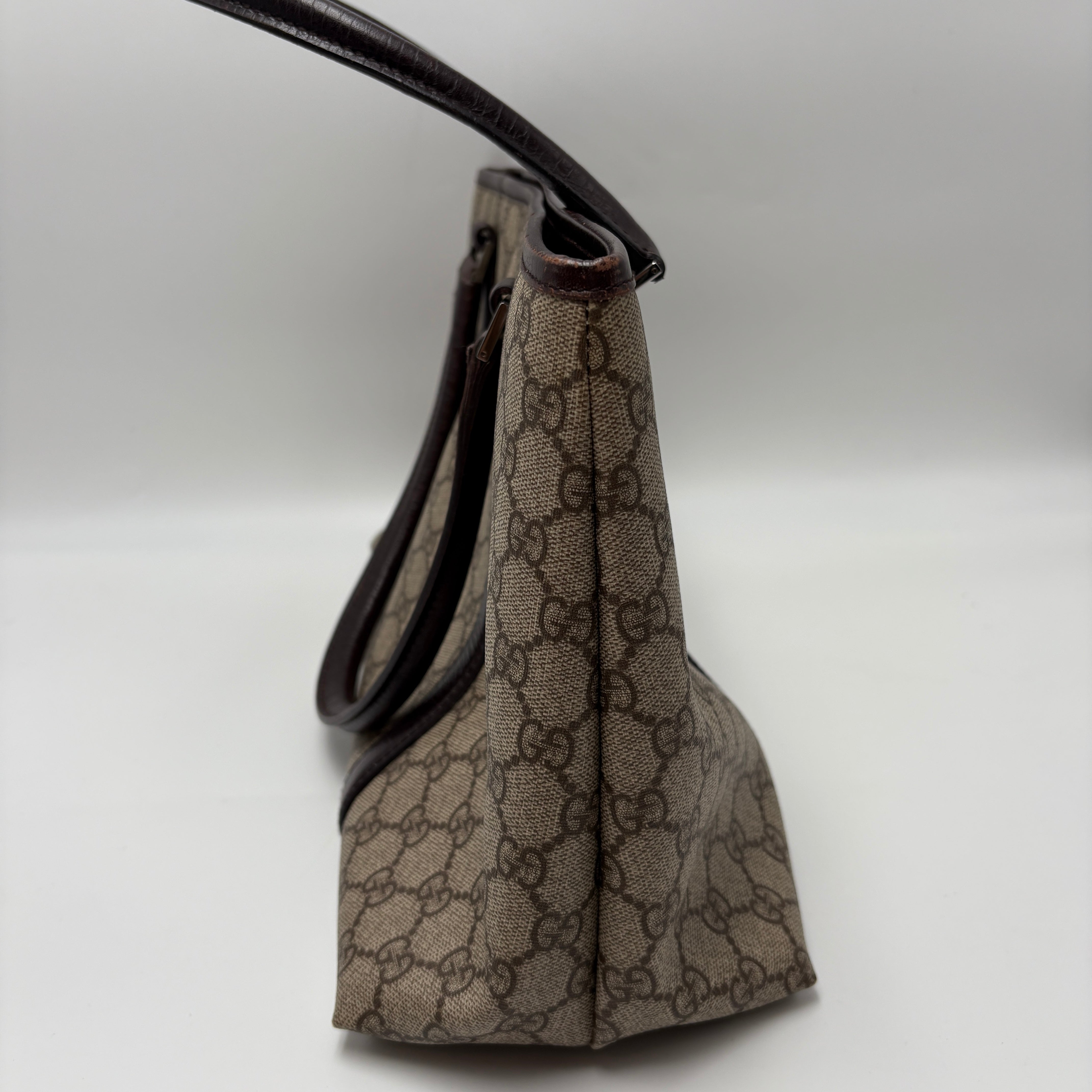 Gucci Supreme Tote bag