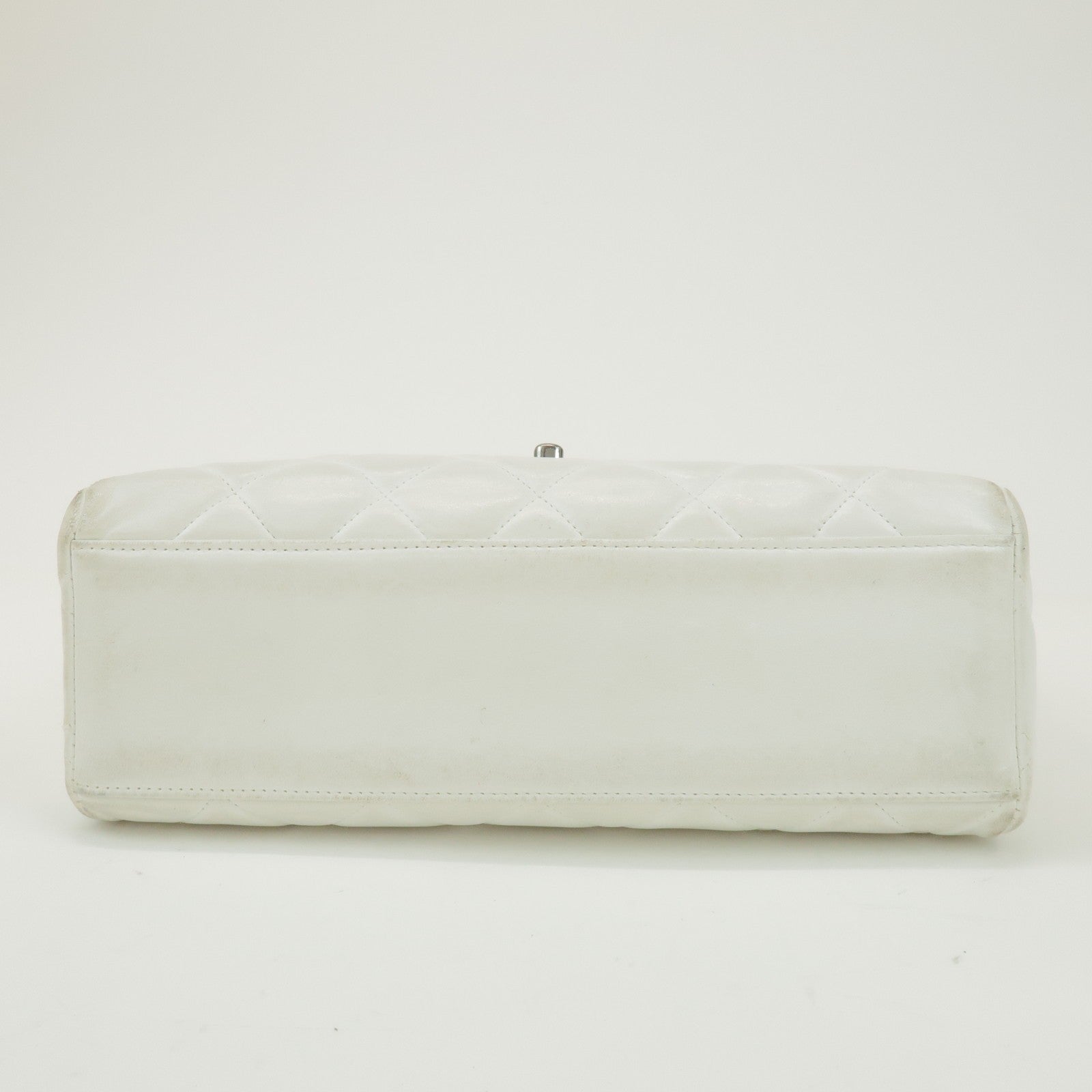 Chanel Matelasse Chain Shoulder Bag - White, Lamb Skin