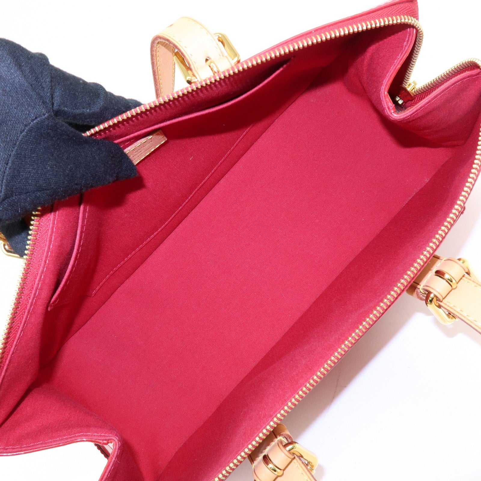 Louis Vuitton Hand Bag - Pomme D'Amour, Vernis Leather