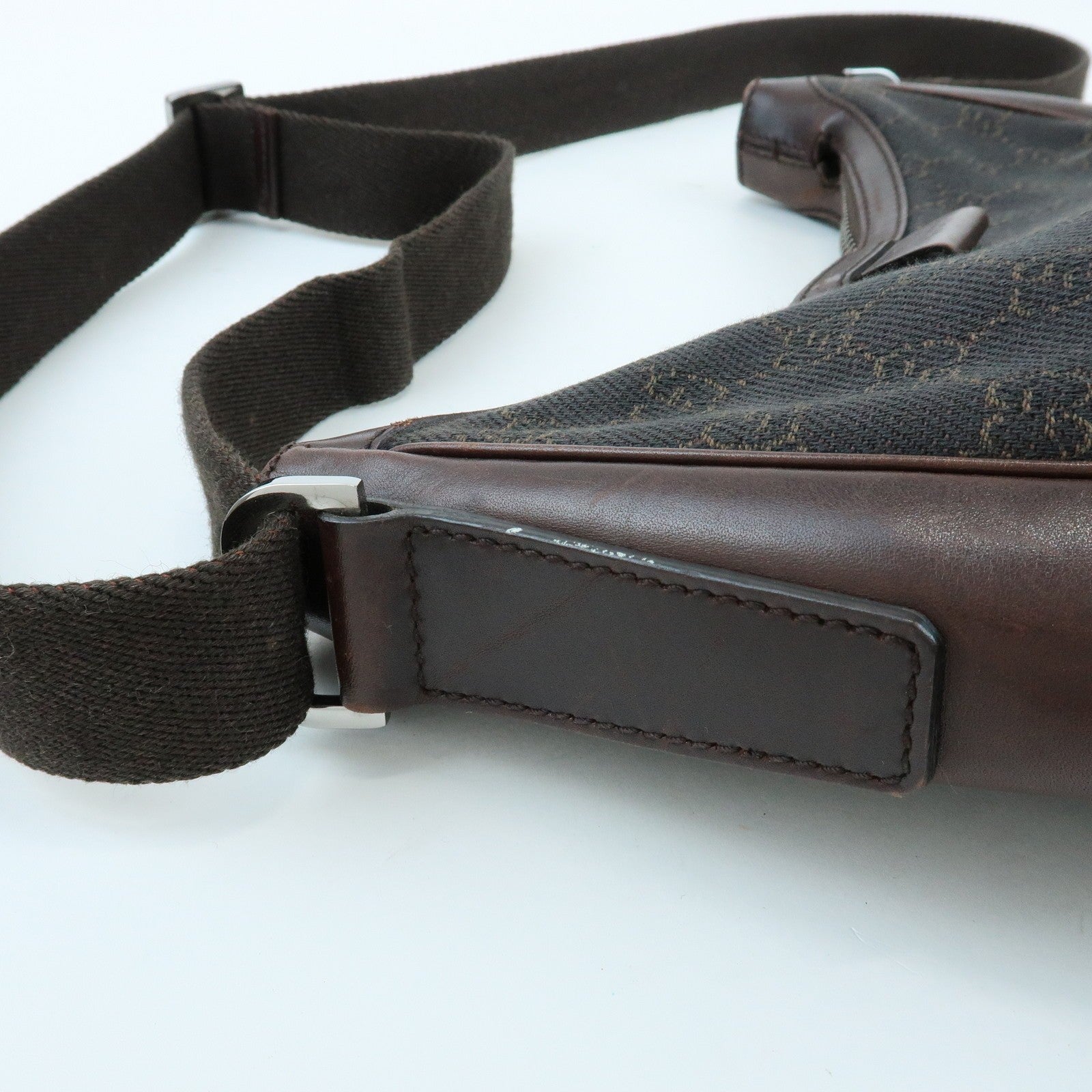 Gucci 101682 Shoulder Crossbody Bag - Dark Brown, GG Denim and Leather