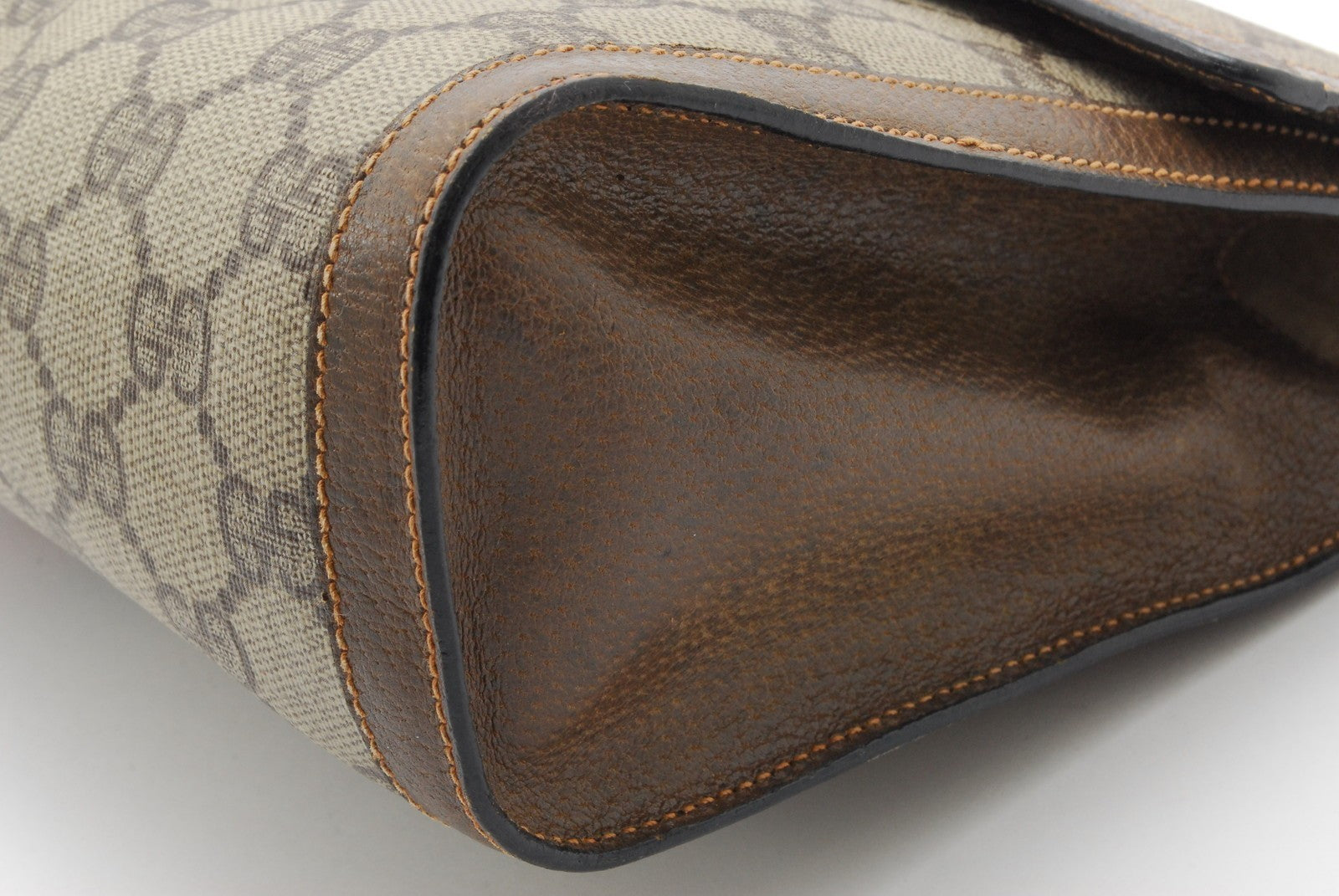 Gucci Sherry Clutch Bag - Beige, PVC Leather