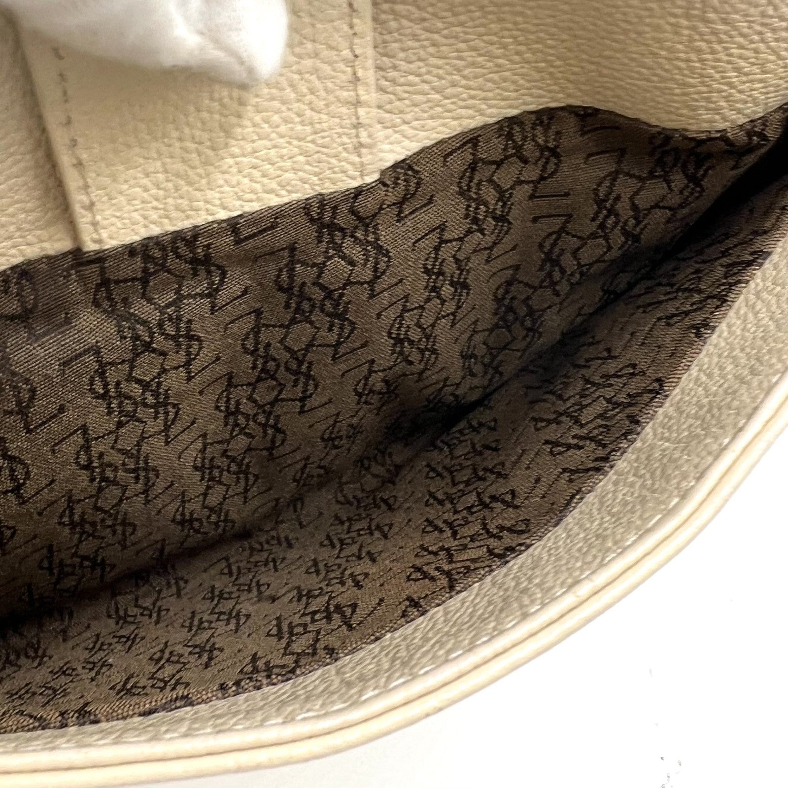 Saint Laurent Yves Shoulder Tote Stitch Bag - Ivory, Leather
