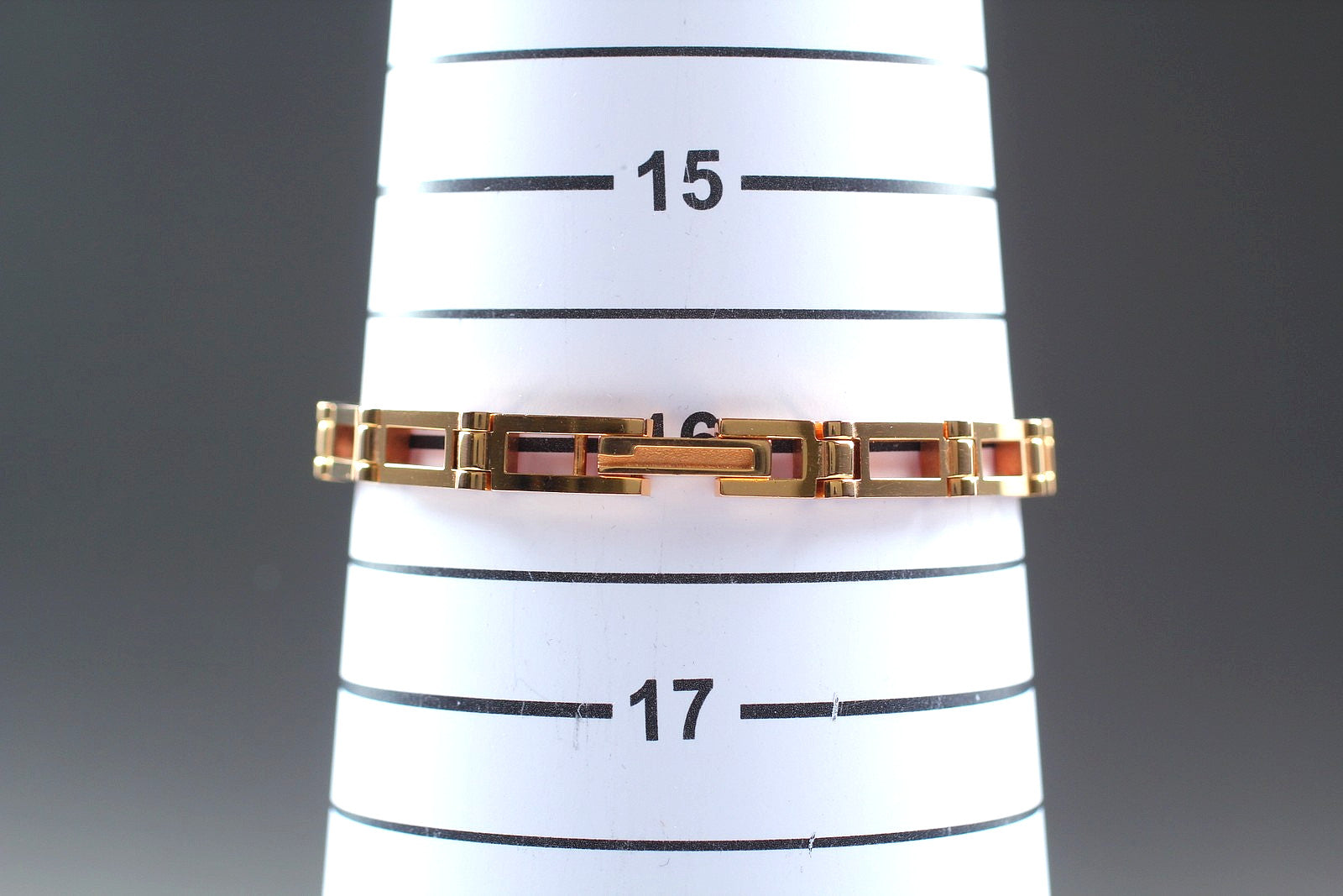 Gucci 3900L Watch - Gold, Stainless Steel