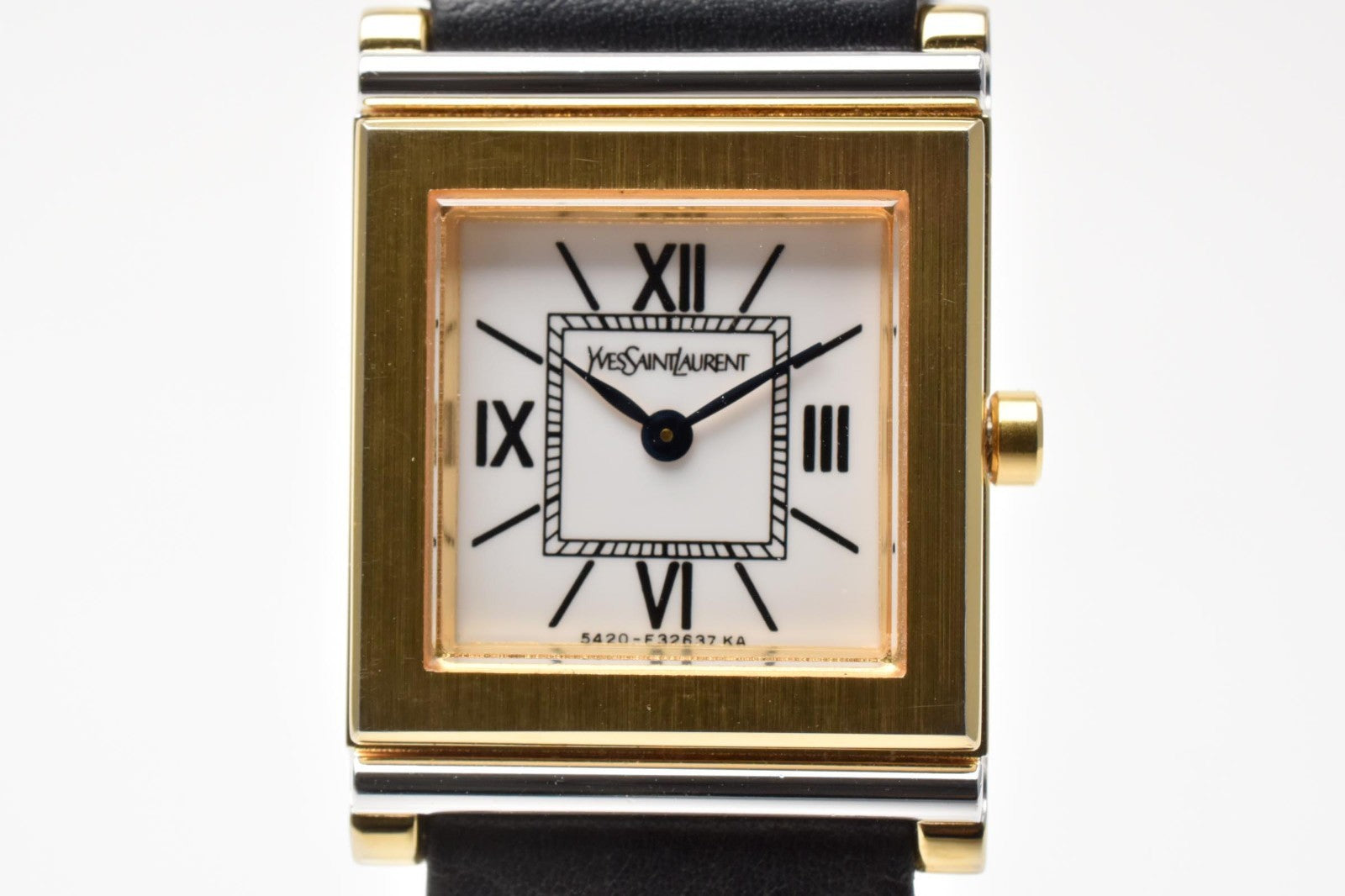Yves Saint Laurent 5420-F47611 Wristwatch - White, Leather