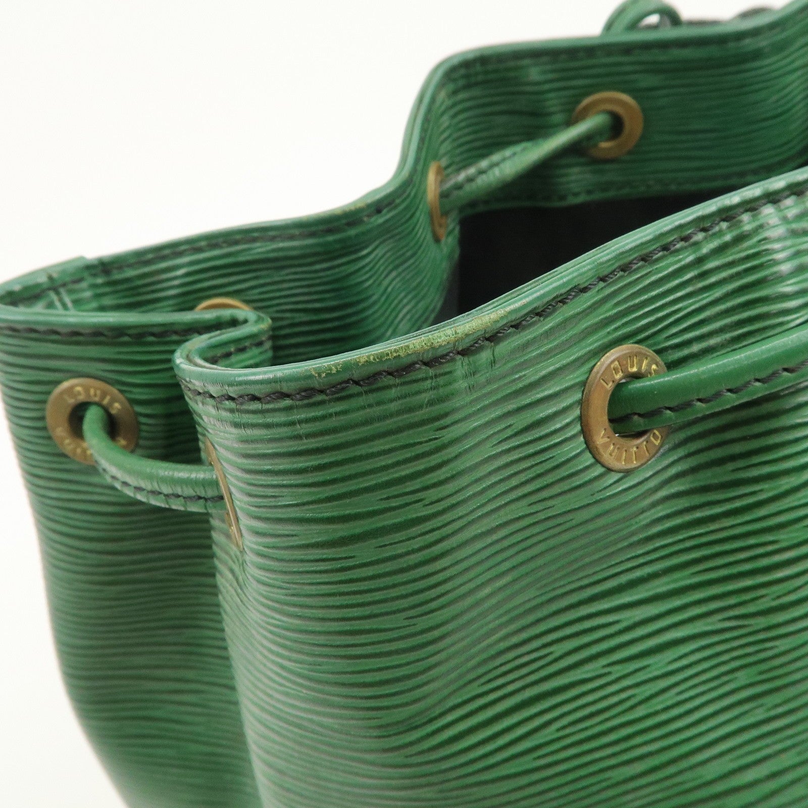 Louis Vuitton Epi Petit Noe Shoulder Bag - Borneo Green, Epi Leather